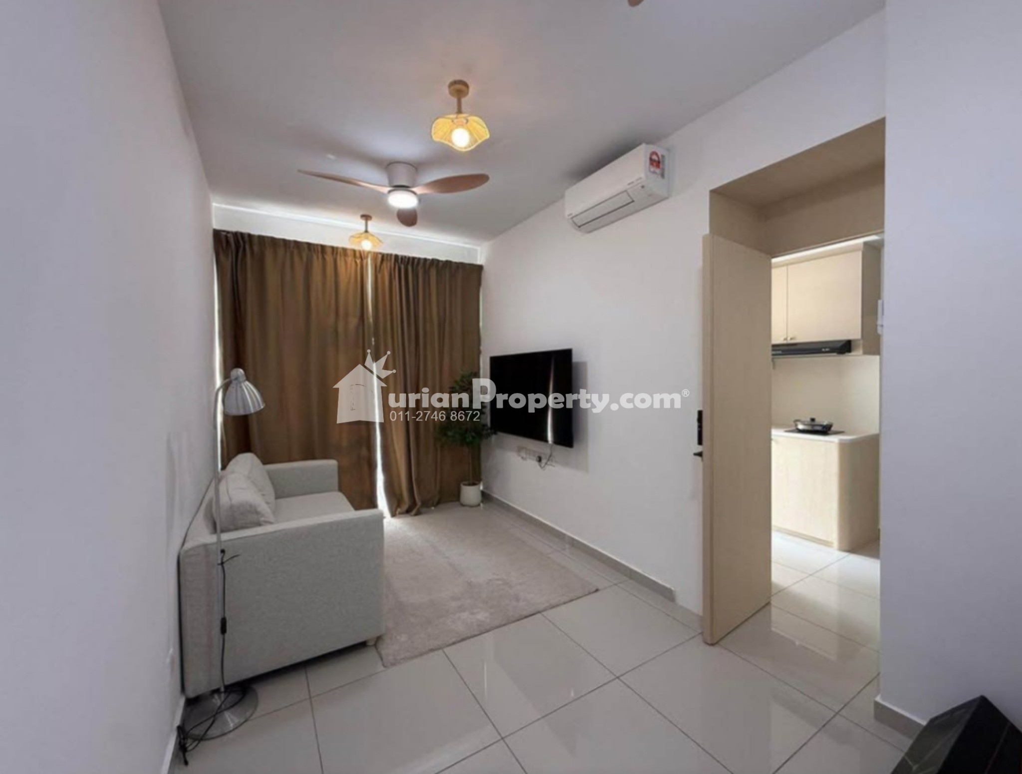 Condo Room for Rent at The Peak Soho