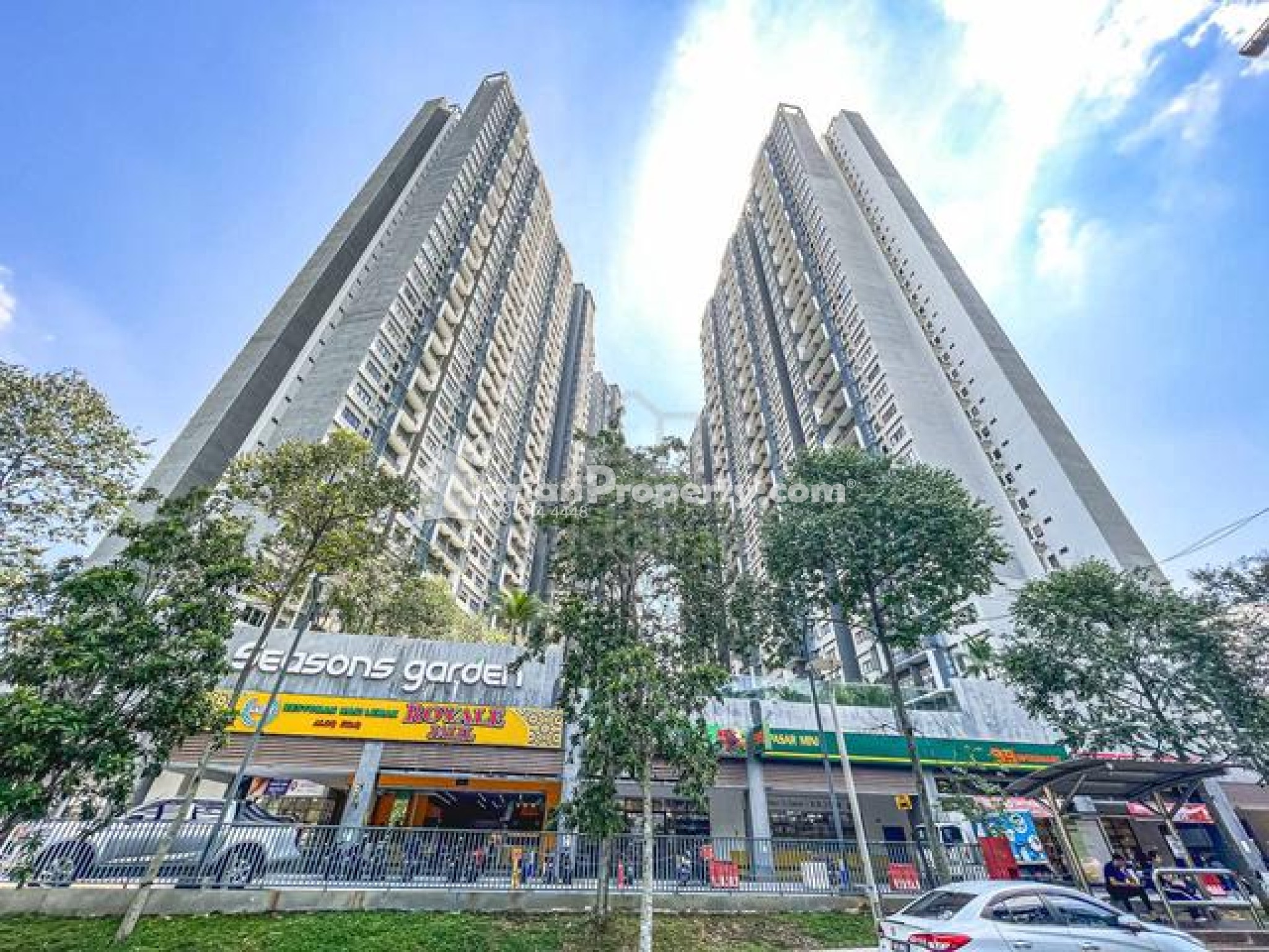 Condo For Sale at Seasons Garden