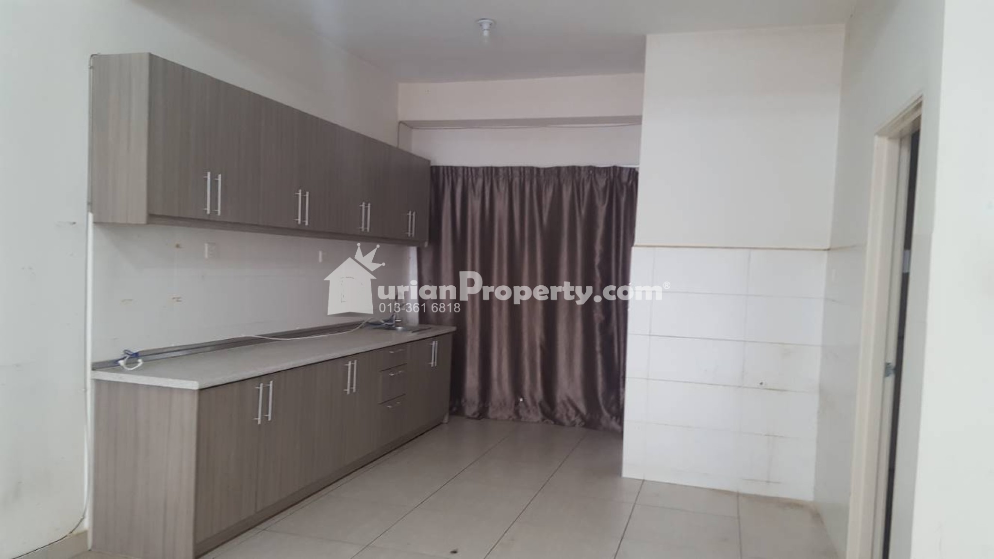 Townhouse For Rent at Bandar 16 Sierra