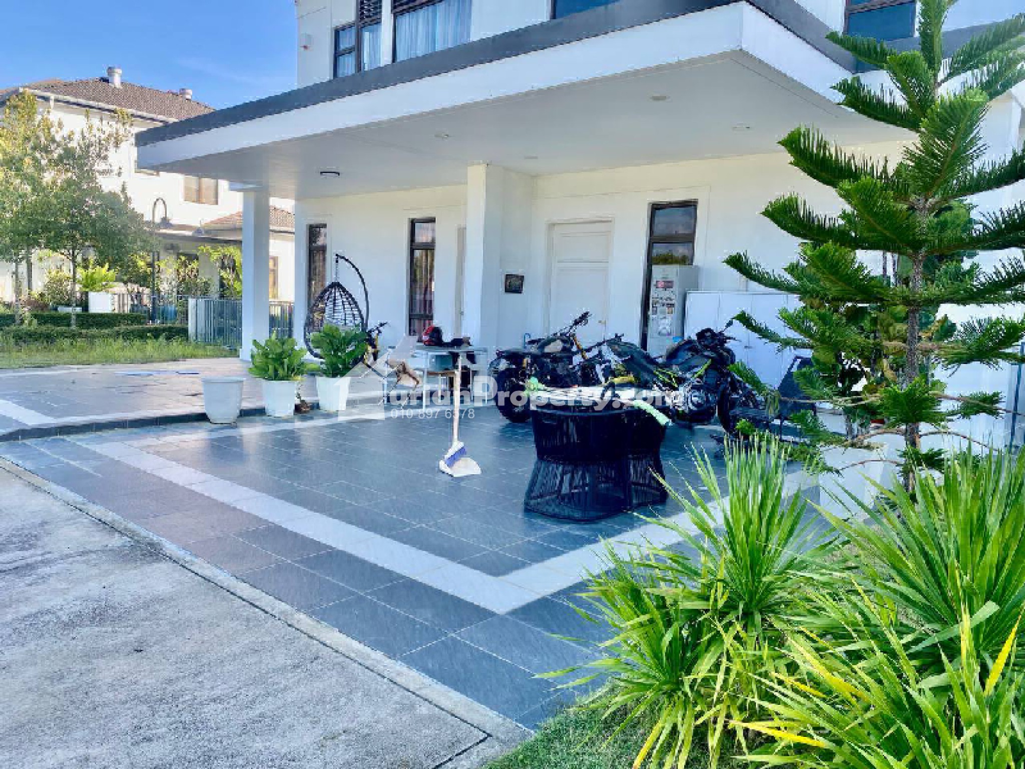 Terrace House For Rent at Eco Grandeur