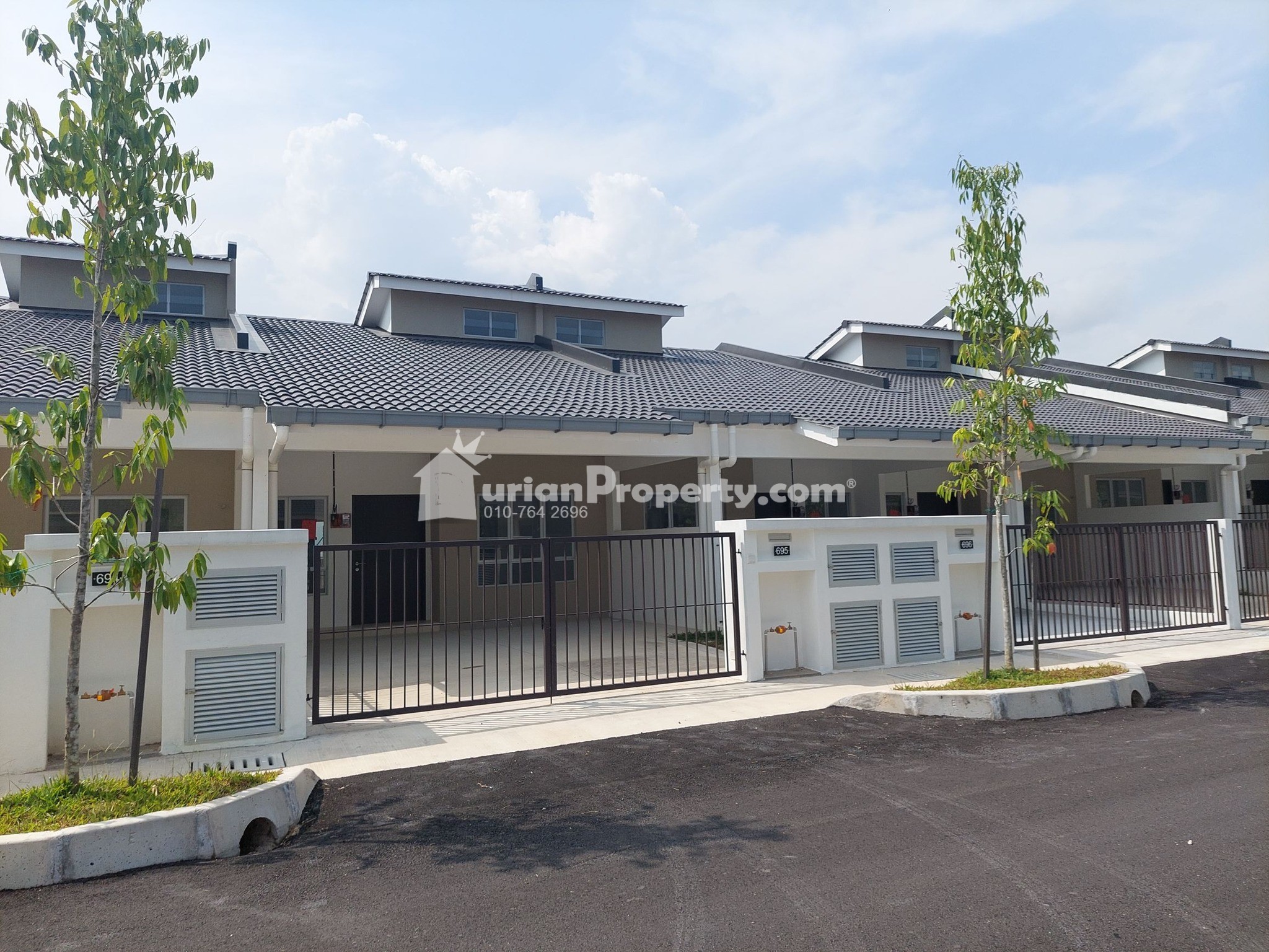 Terrace House For Sale at Iringan Bayu