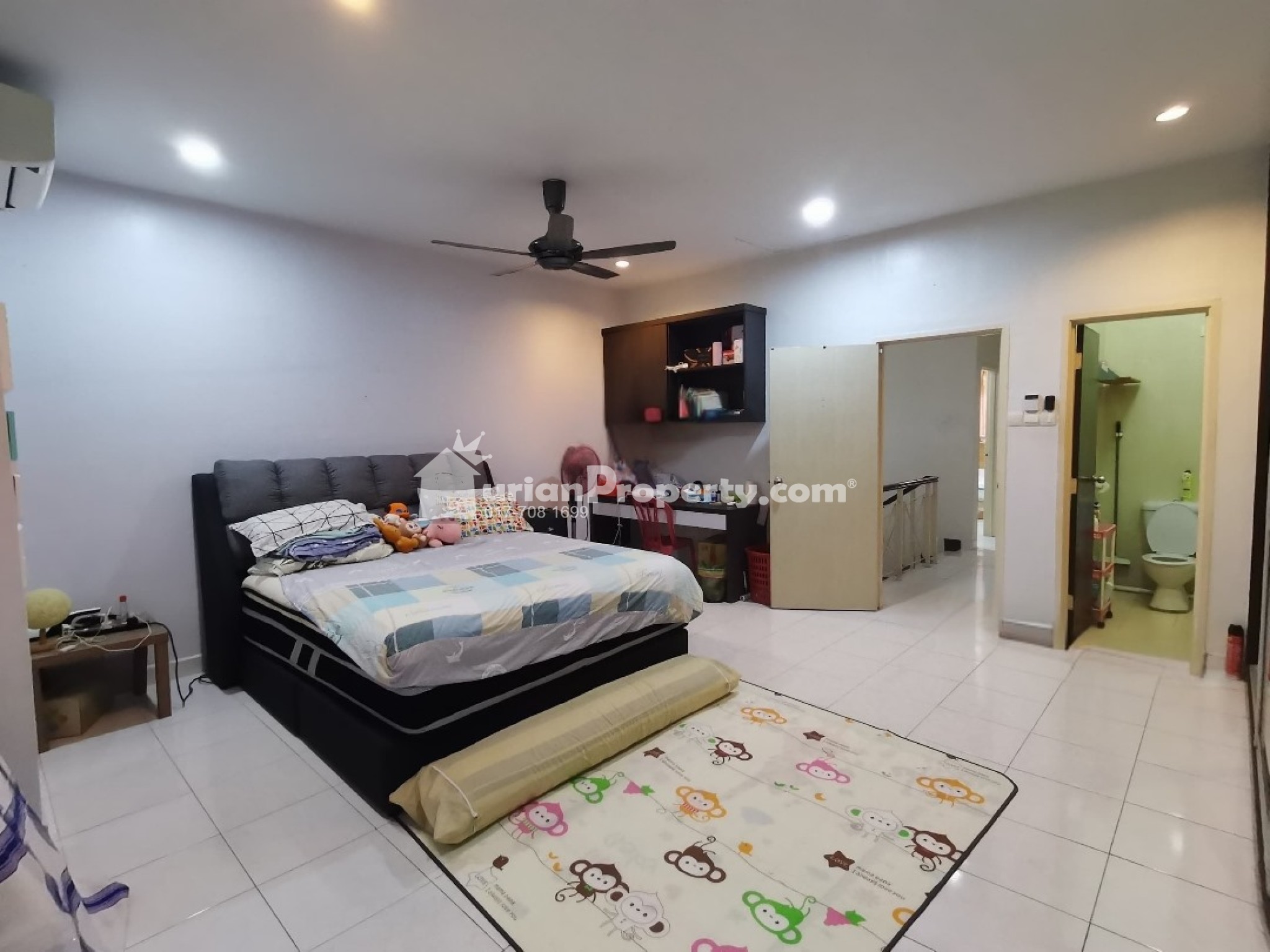Terrace House For Sale at Taman Mount Austin