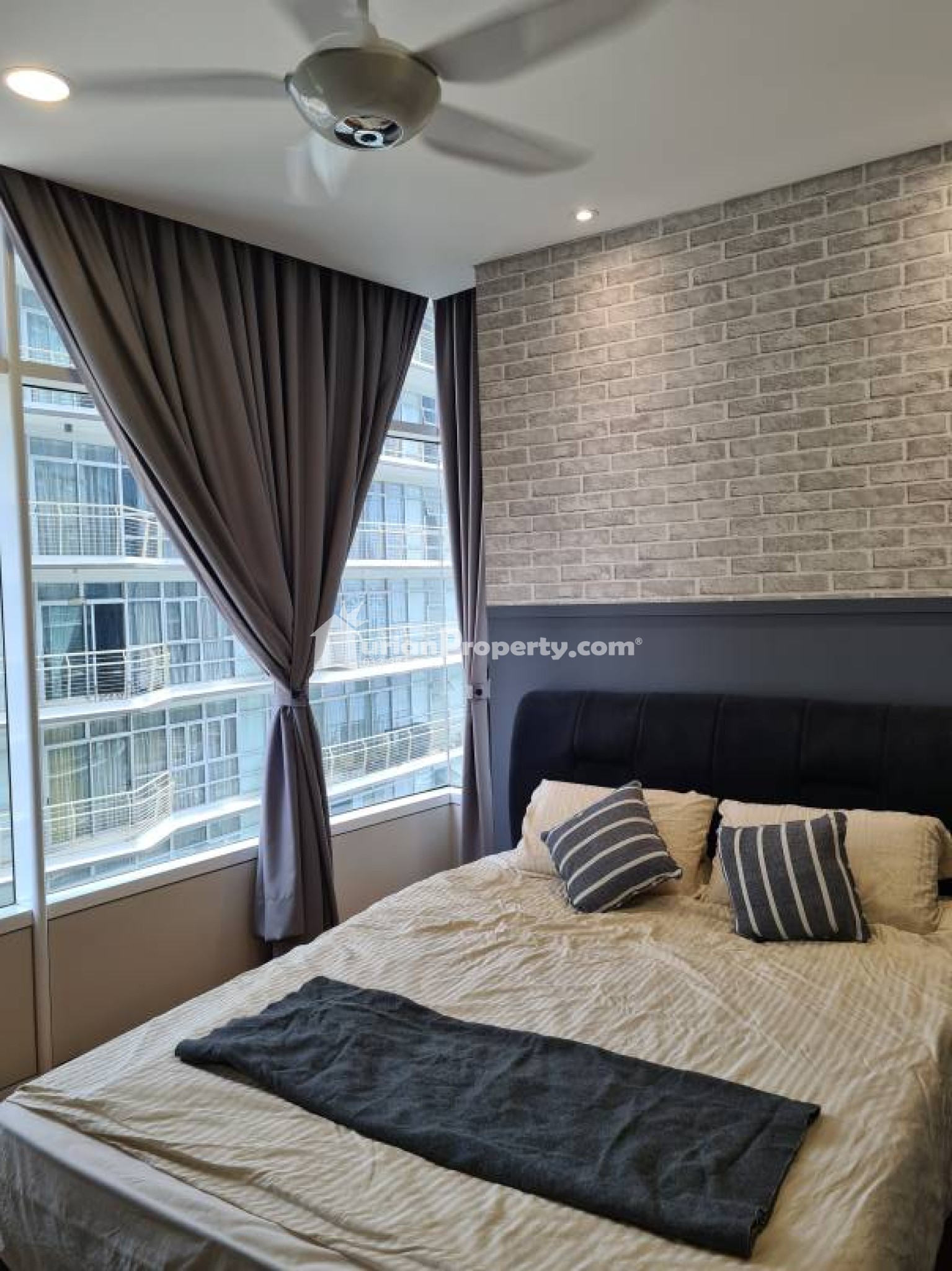 Condo For Sale at Sky Suites