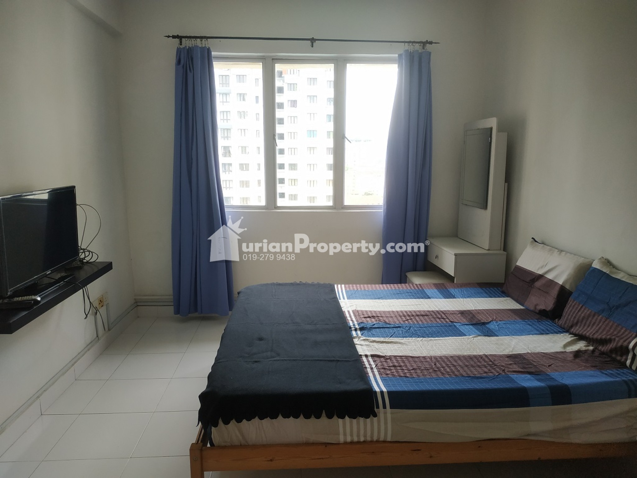 Condo For Rent at Gurney Heights