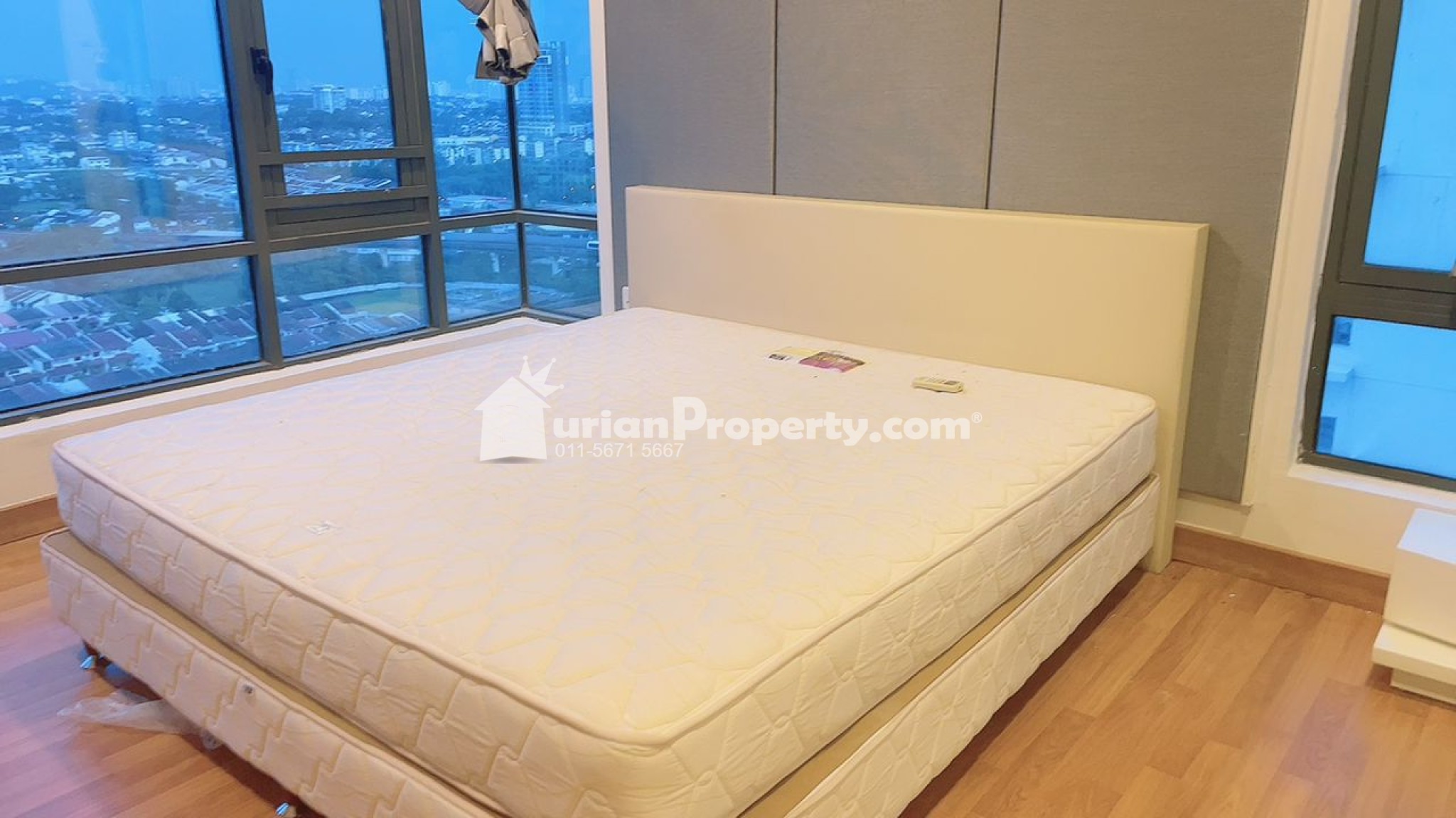 Condo For Rent at Eve Suite