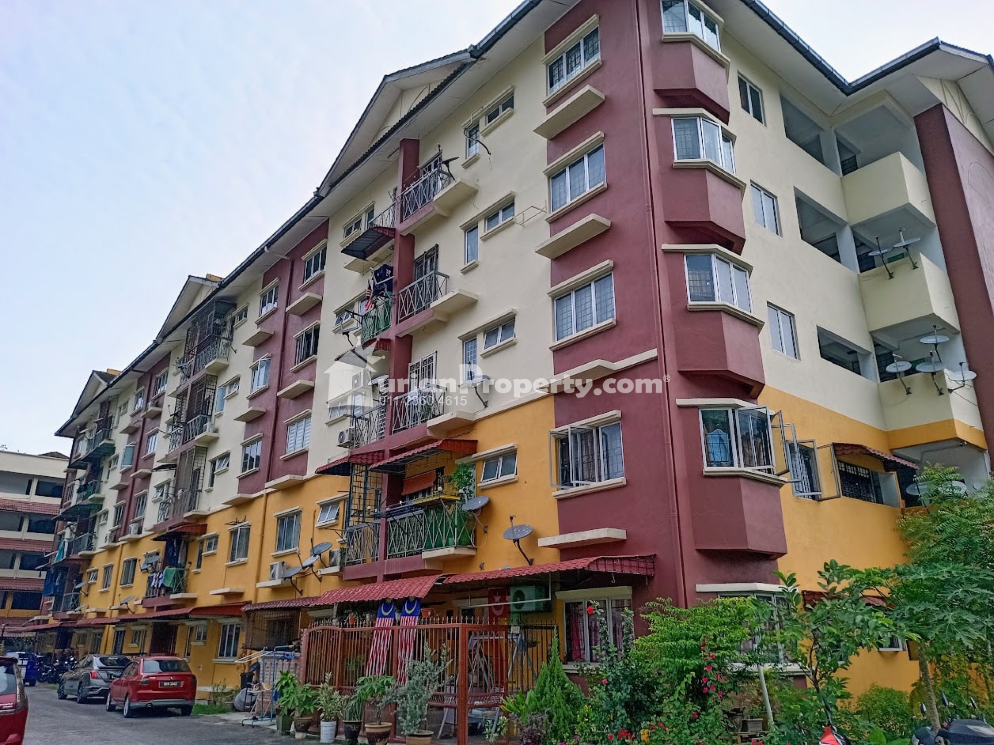 Apartment For Sale at Pangsapuri Seri Laman