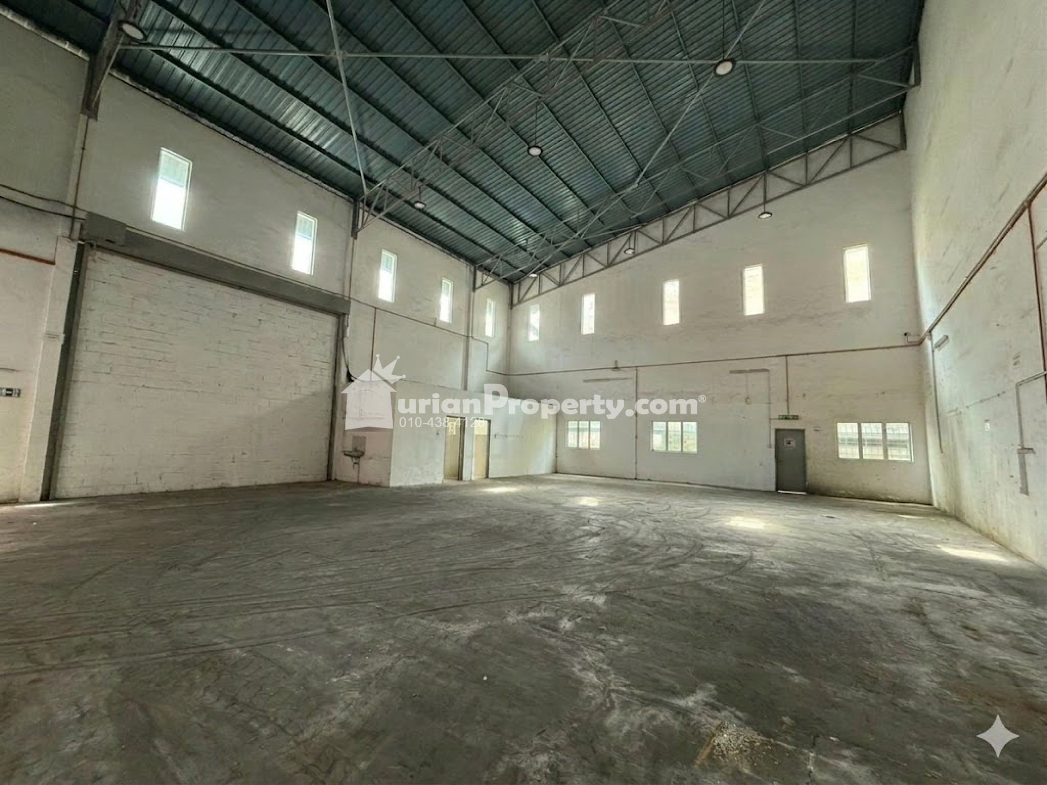 Detached Warehouse For Rent at North Port