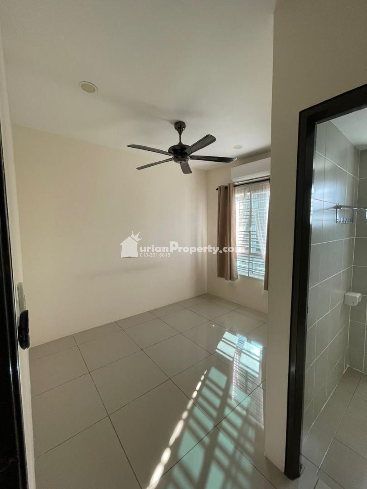Terrace House For Sale at Irama Perdana @ LBS Alam Perdana