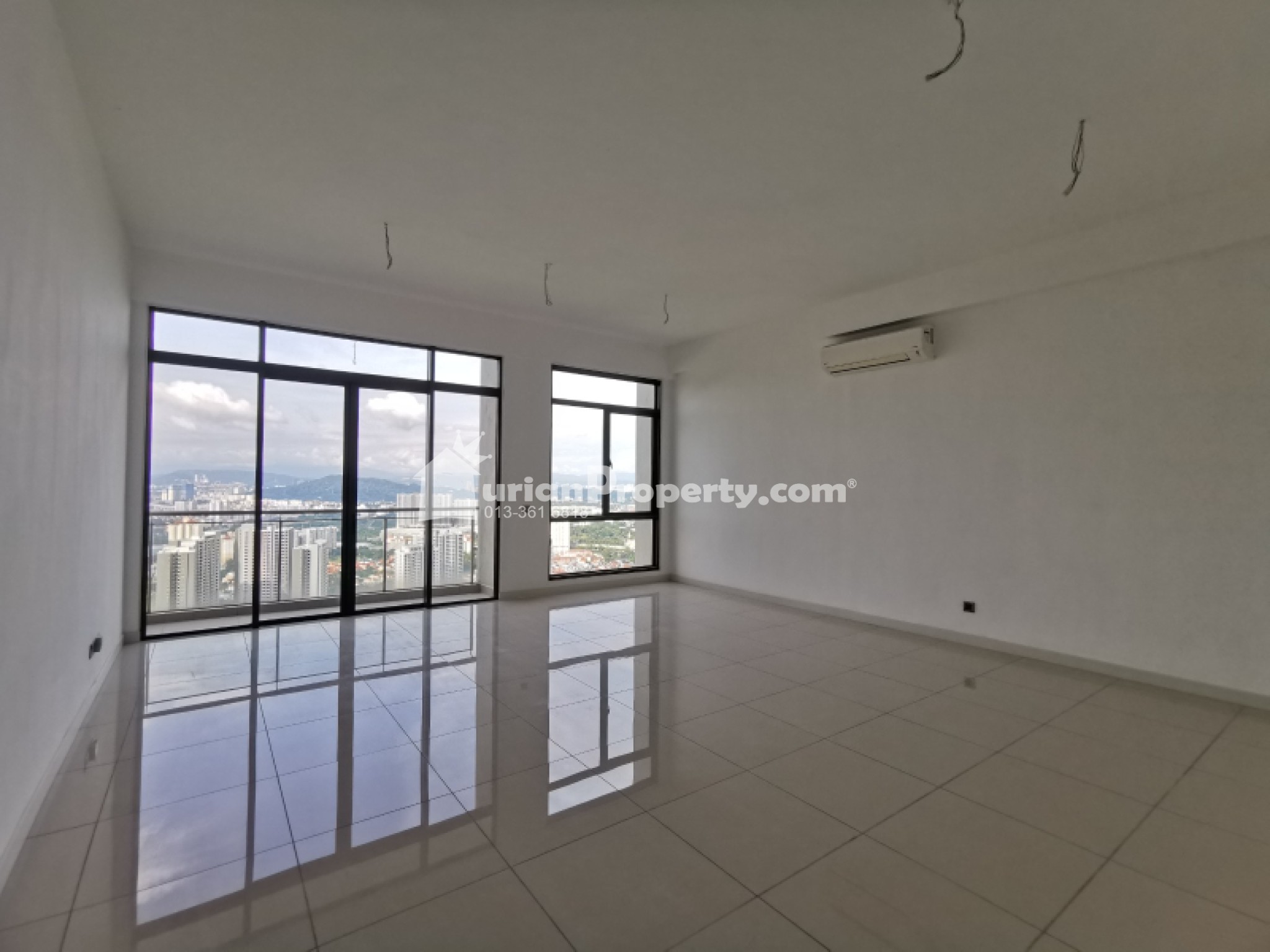 Condo For Sale at The Park 2