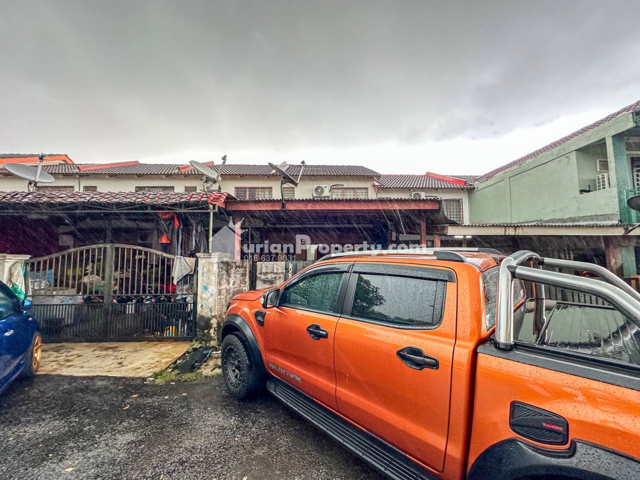 Terrace House For Sale at Taman Kantan Permai