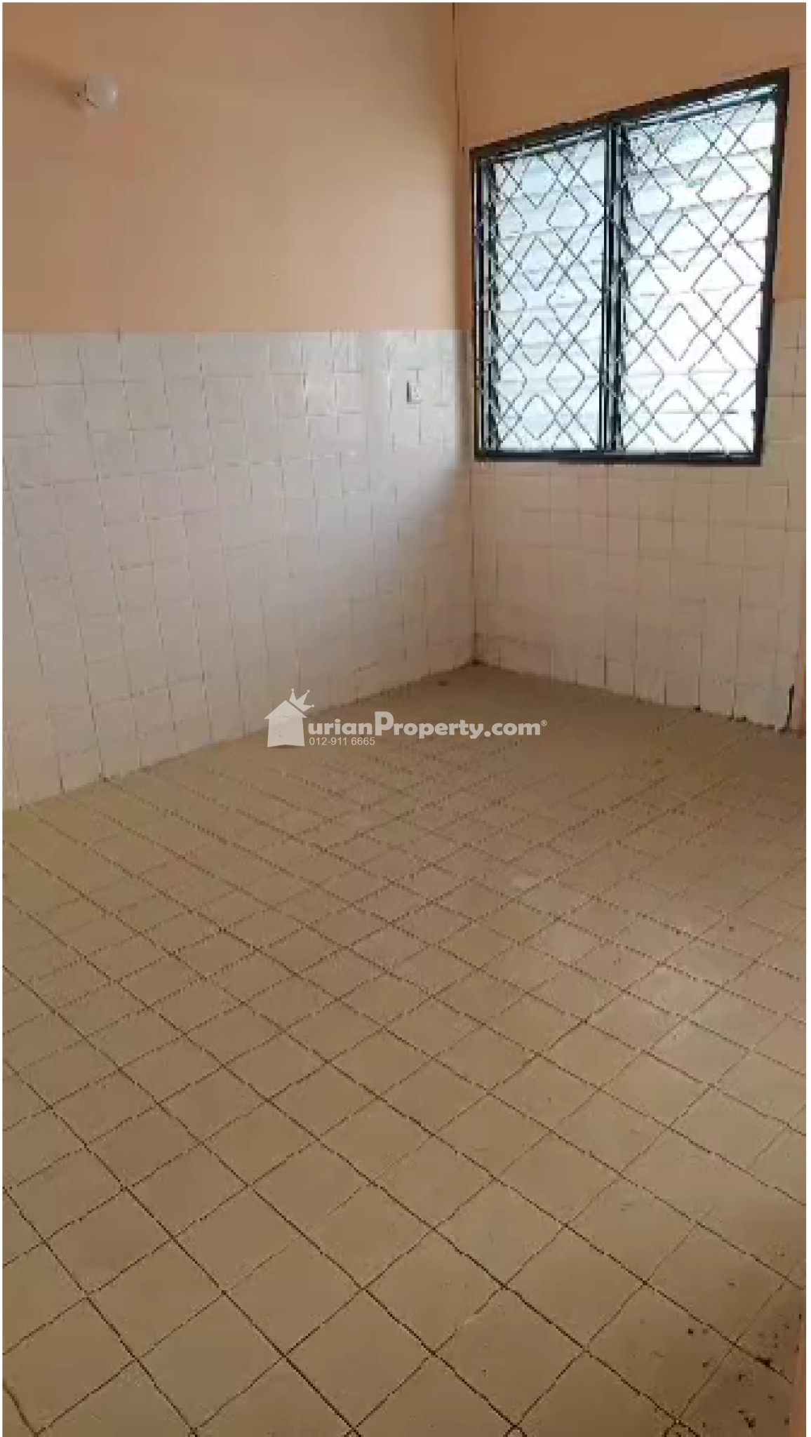 Terrace House For Rent at Taman Sri Andalas