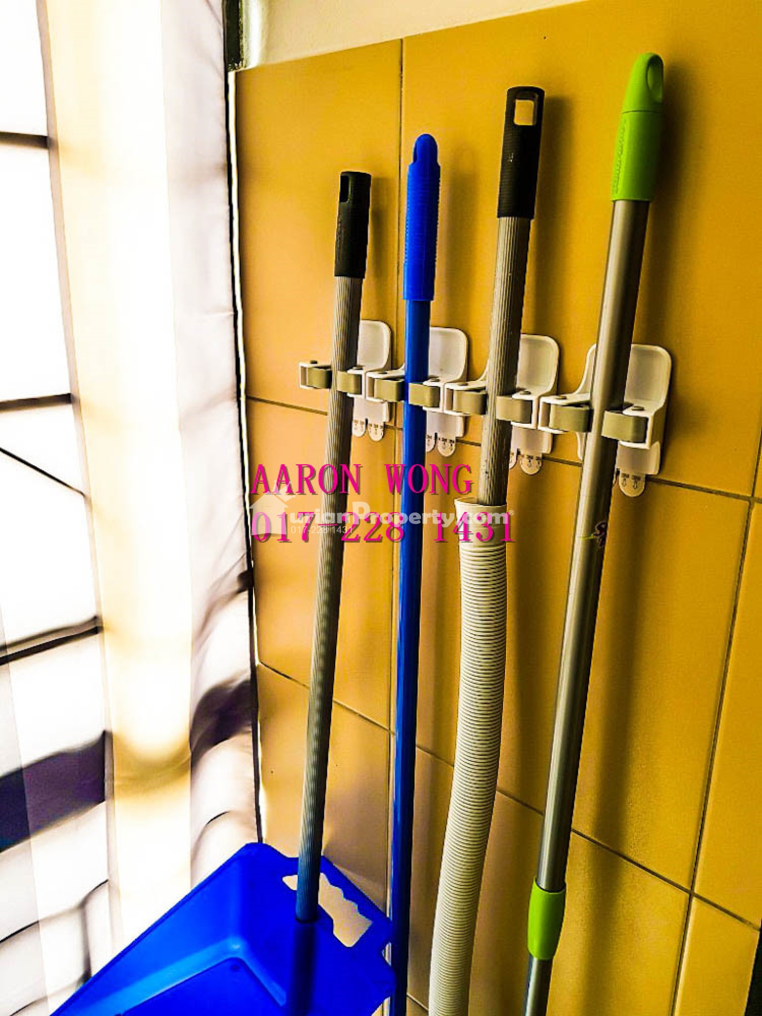 Apartment For Sale at Manor Apartment