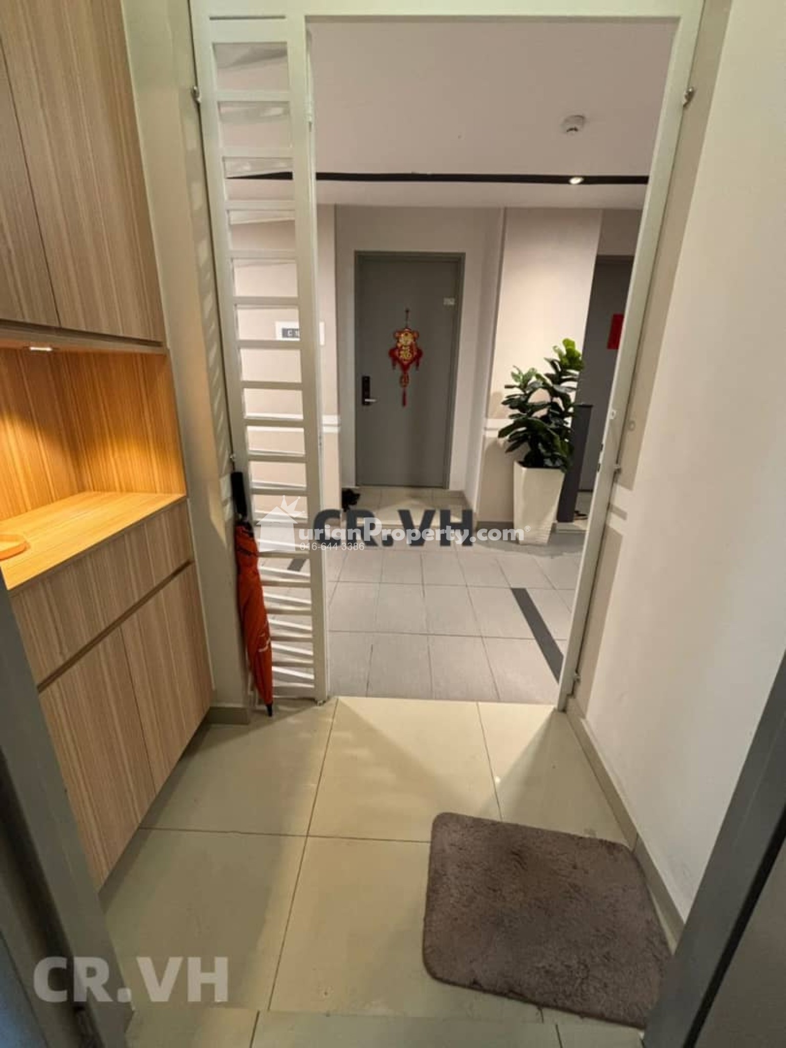 Condo For Rent at Maple Residences