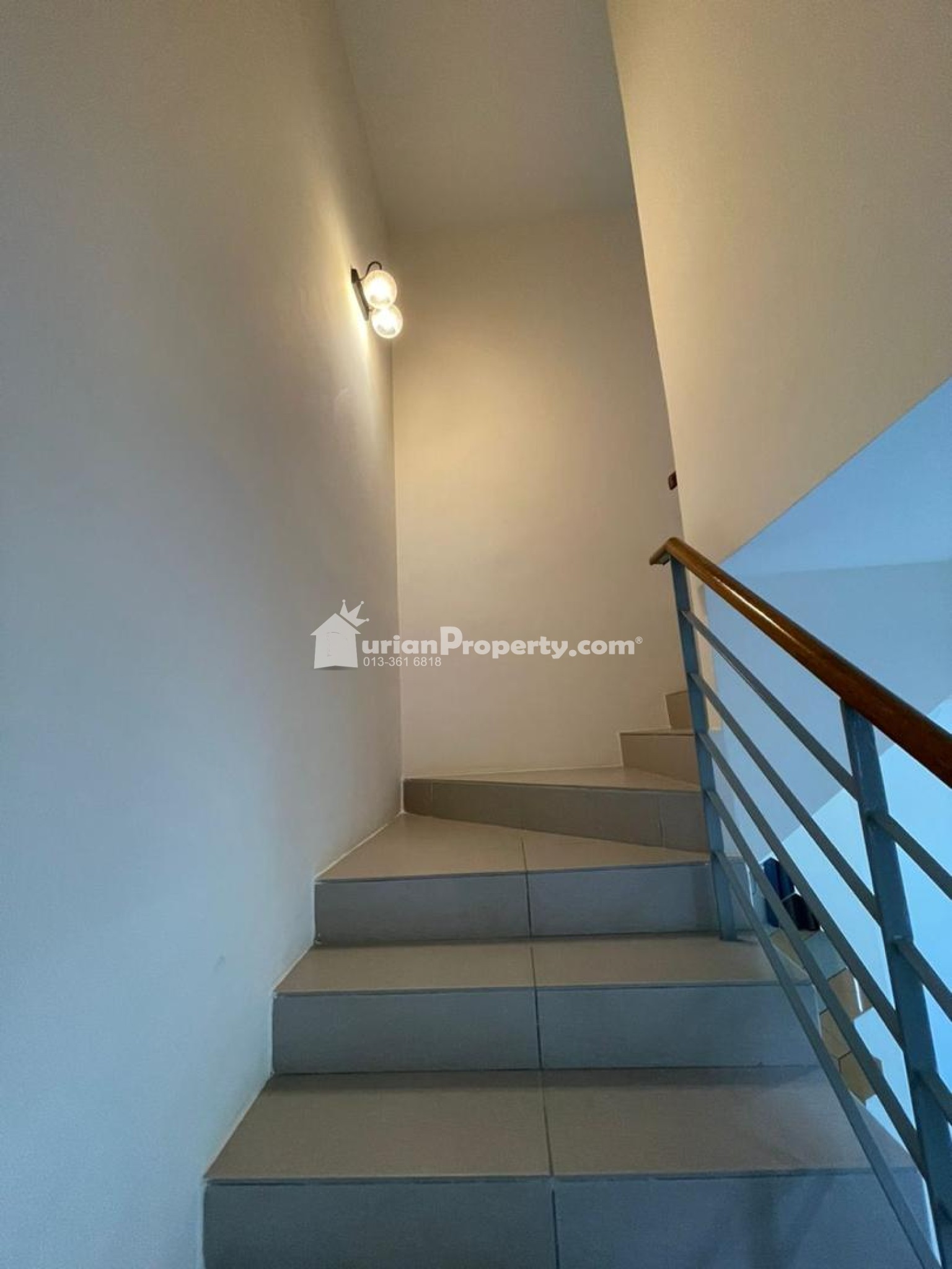 Terrace House For Sale at Irama Perdana @ LBS Alam Perdana