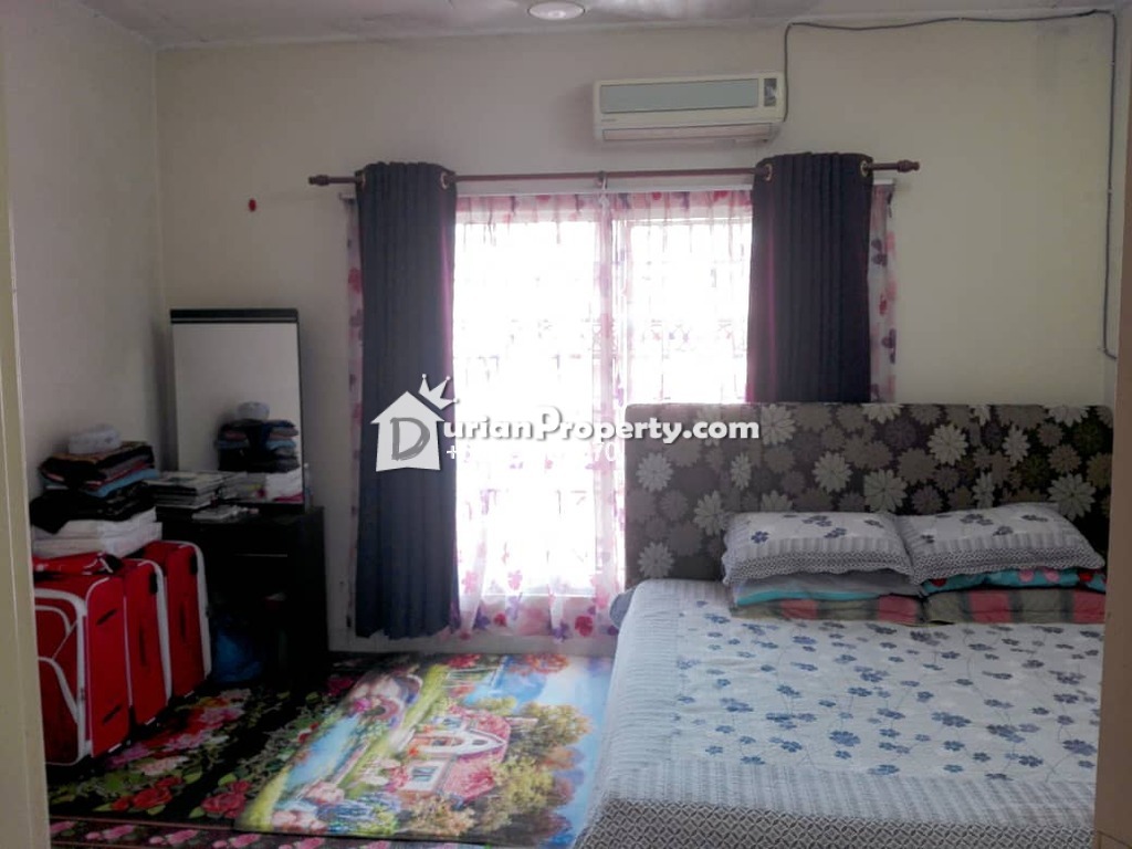 Terrace House For Sale at Taman Bukit Subang