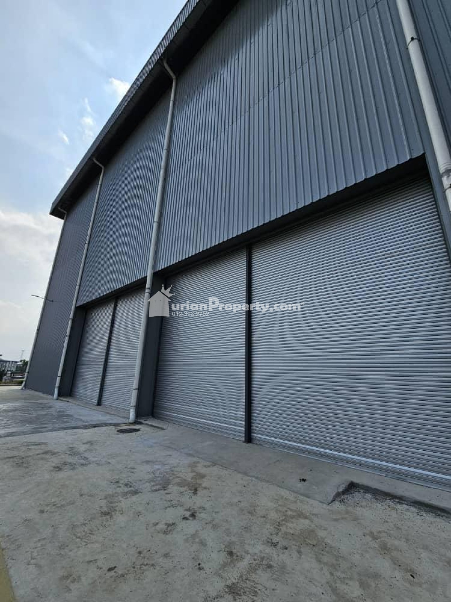 Semi-D Factory For Sale at Kawasan Perindustrian kg Baru Balakong