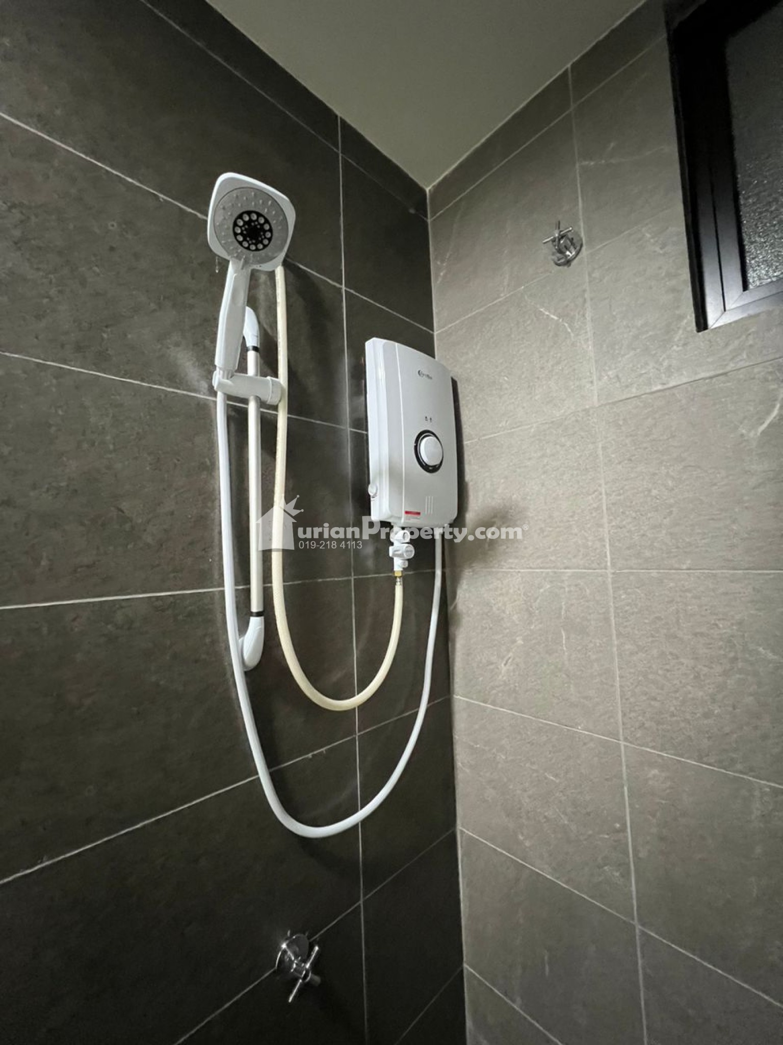 Serviced Residence For Rent at Majestic Maxim