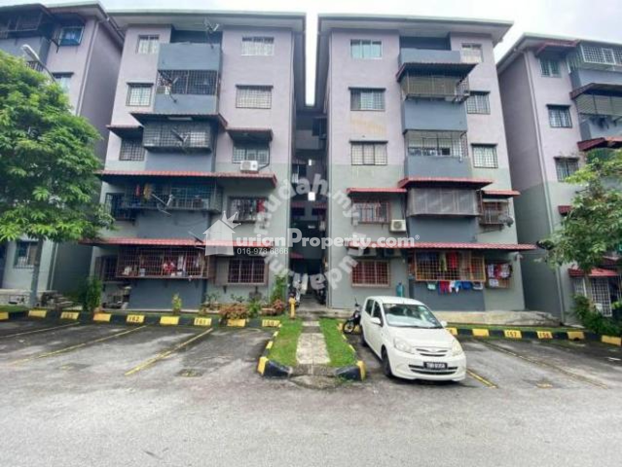 Apartment For Sale at Putra Indah Apartment