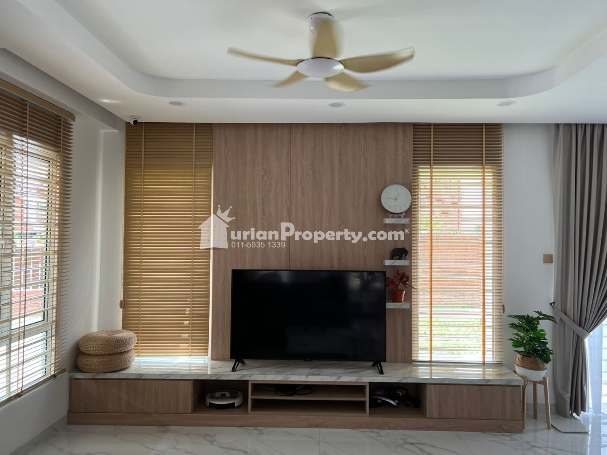 Bungalow House For Sale at Hao Residence