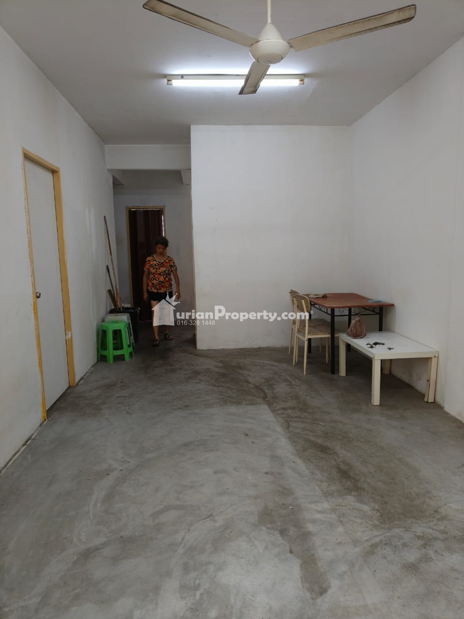 Apartment For Rent at Puchong Utama Court 2