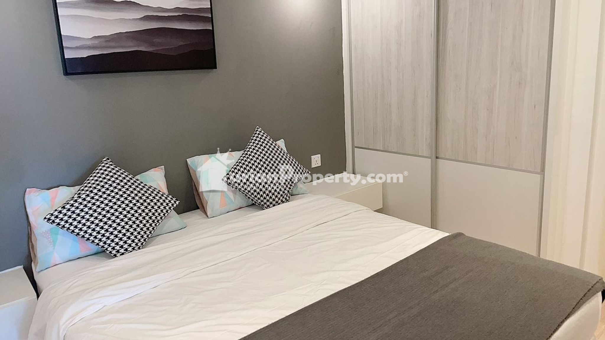 Condo For Rent at D'Latour