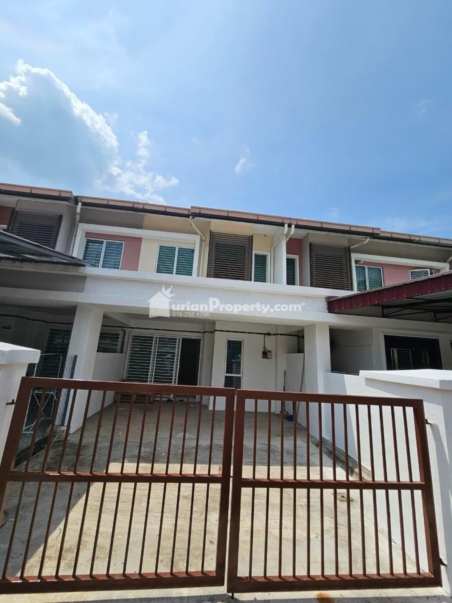 Terrace House For Sale at Taman Kantan Permata