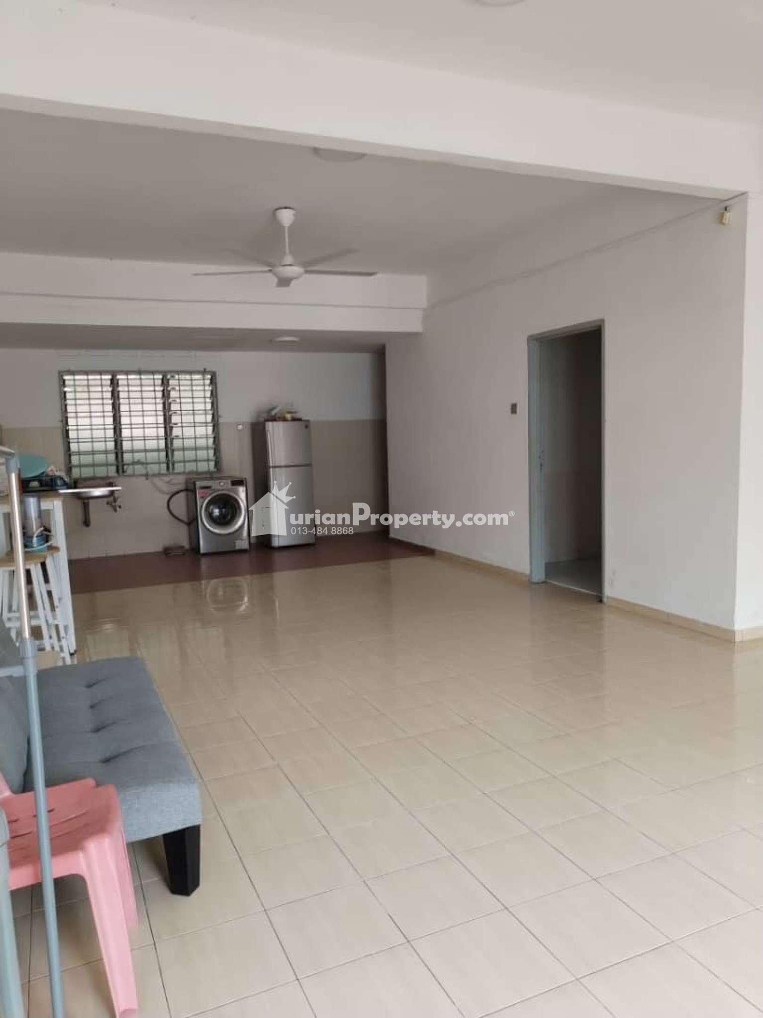 Terrace House For Rent at Taman Bunga Raya
