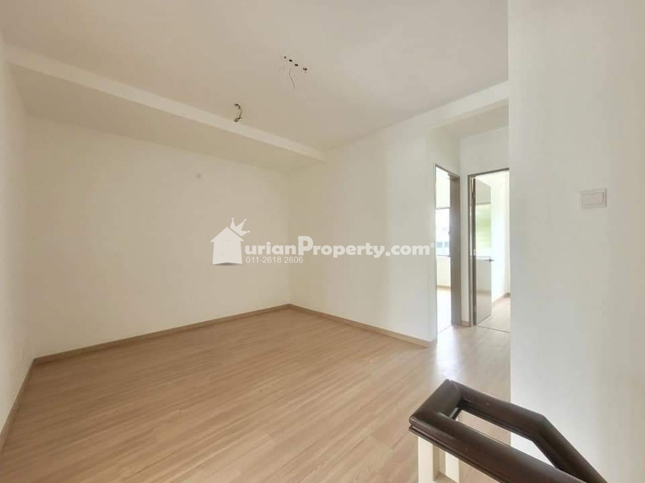 Terrace House For Sale at Diamond City