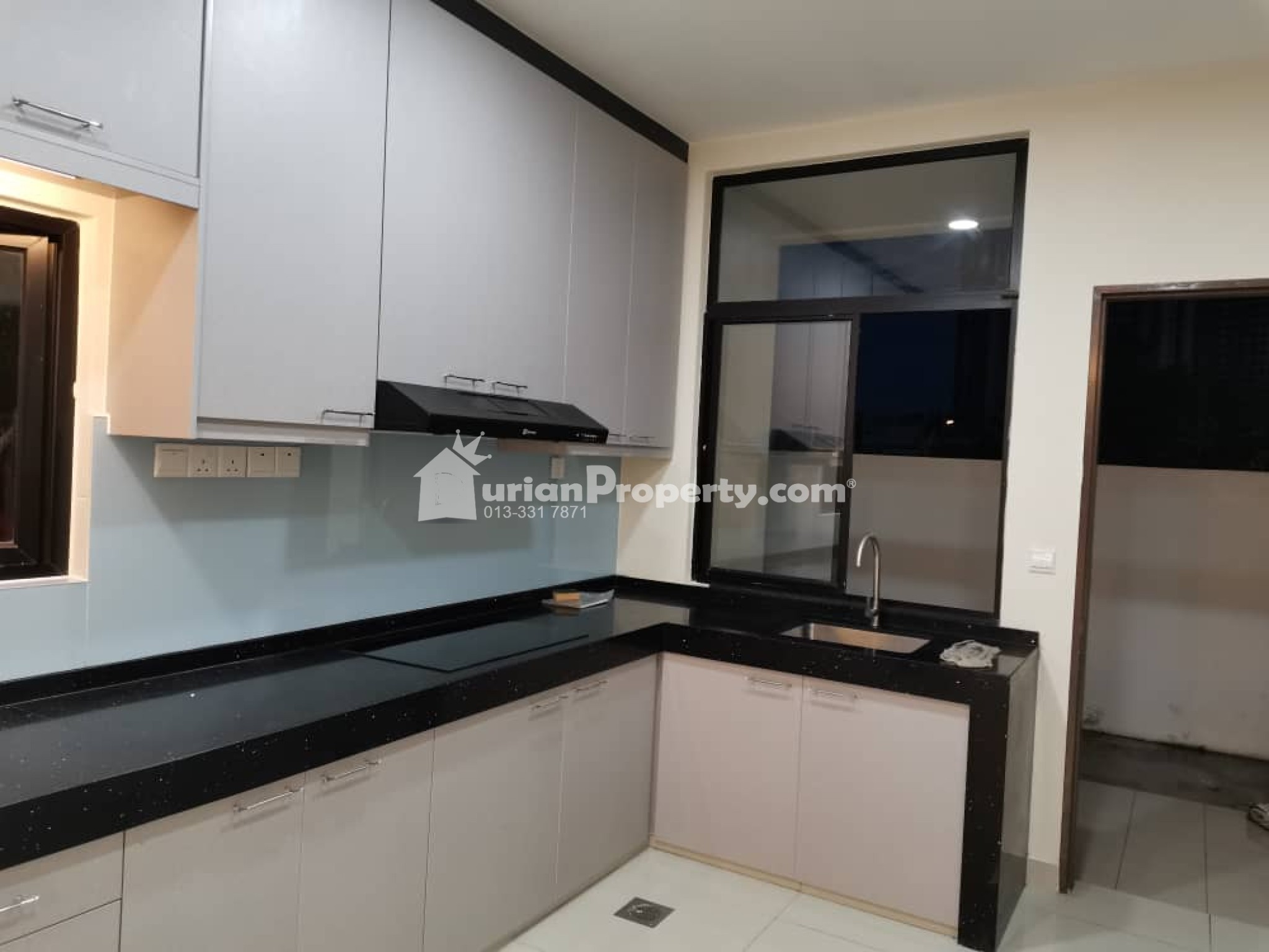 Townhouse For Sale at Avens Residence