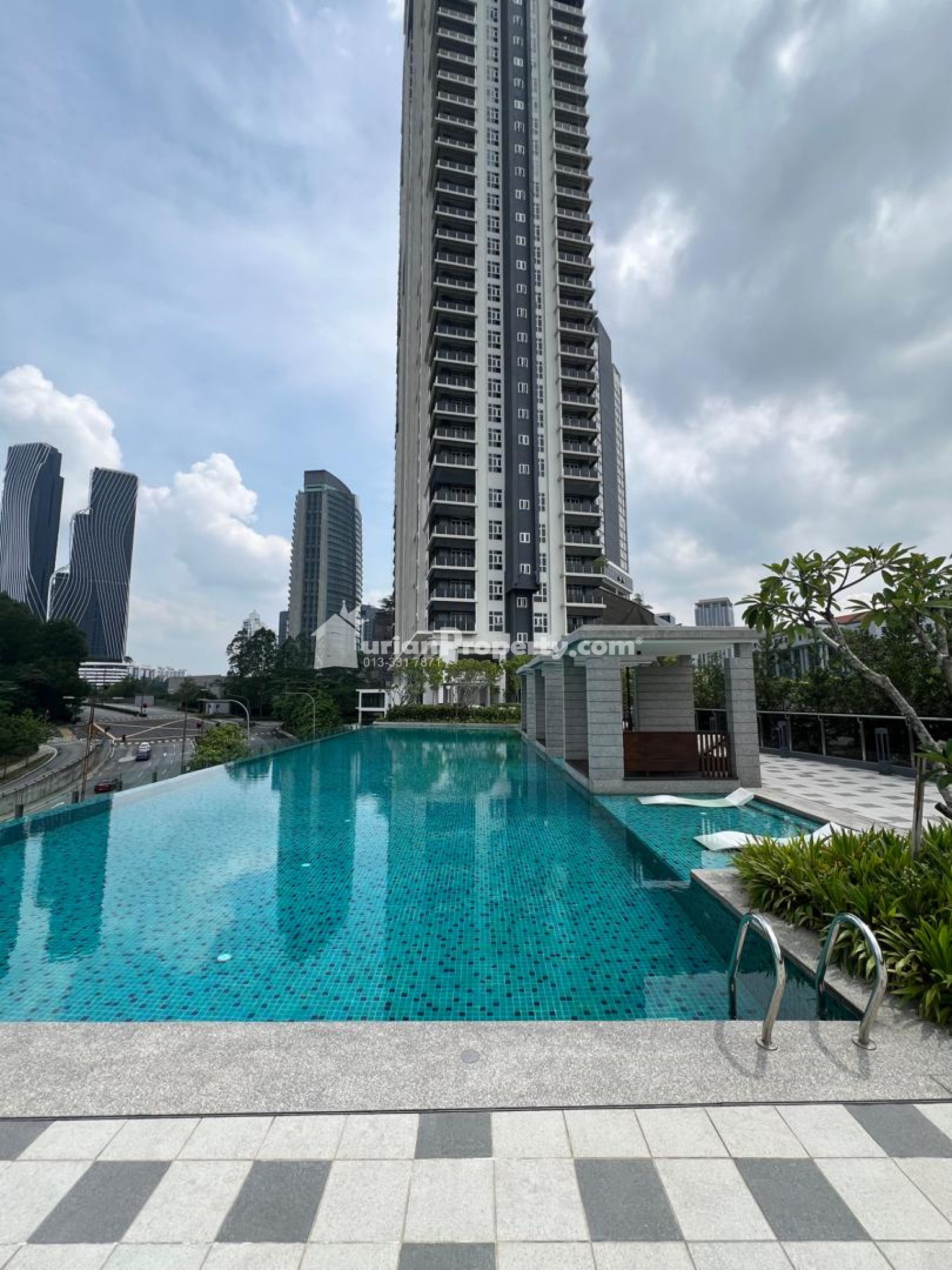 Condo For Rent at MET 1 Residences