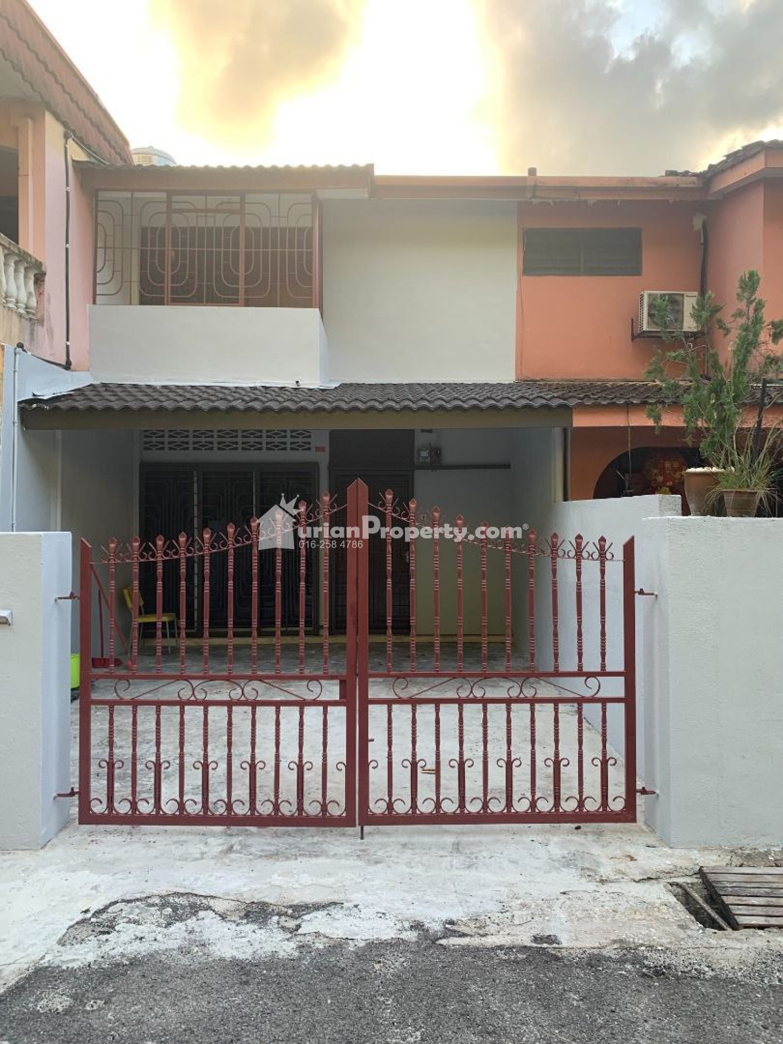 Terrace House For Sale at Taman Sri Rampai