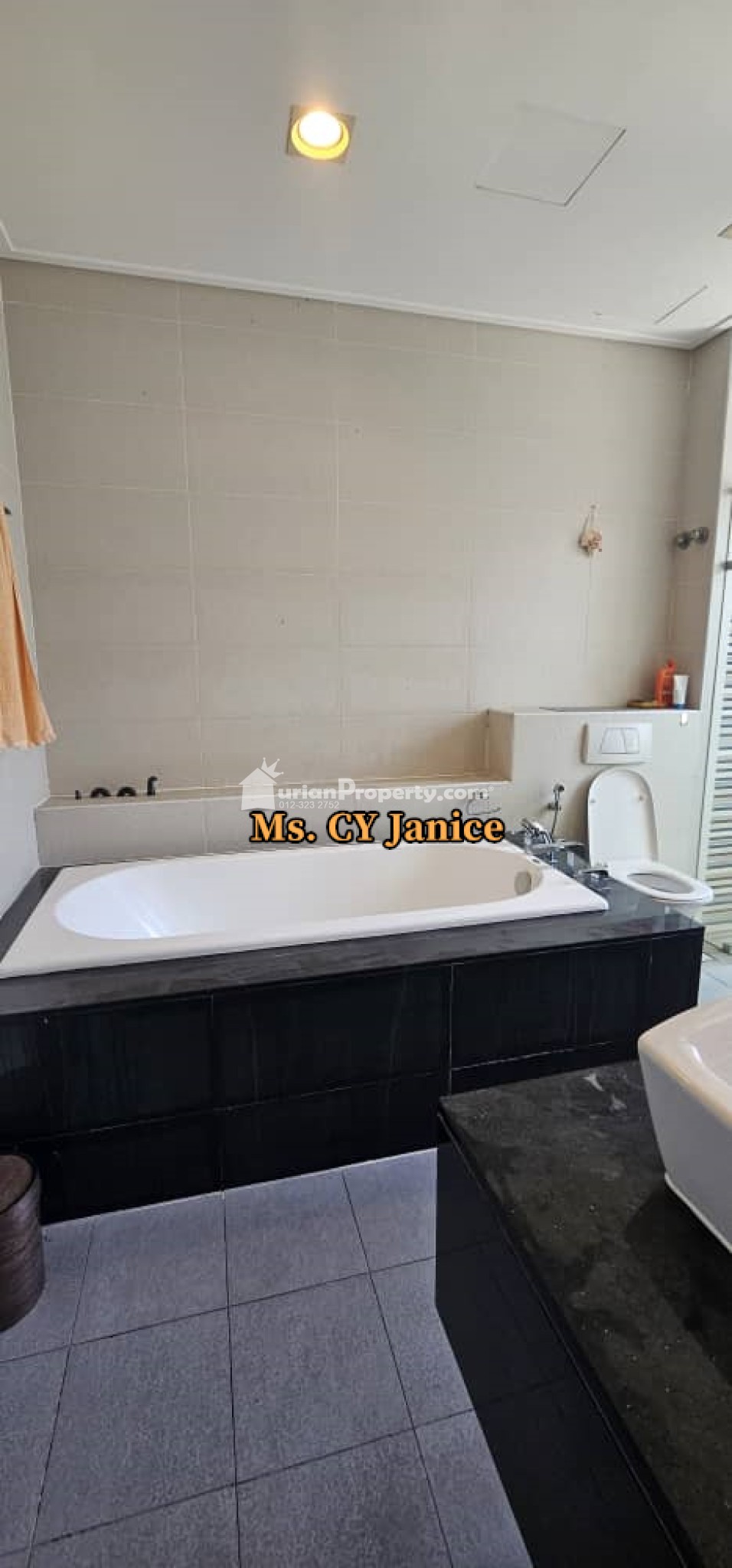 Superlink For Sale at USJ Heights