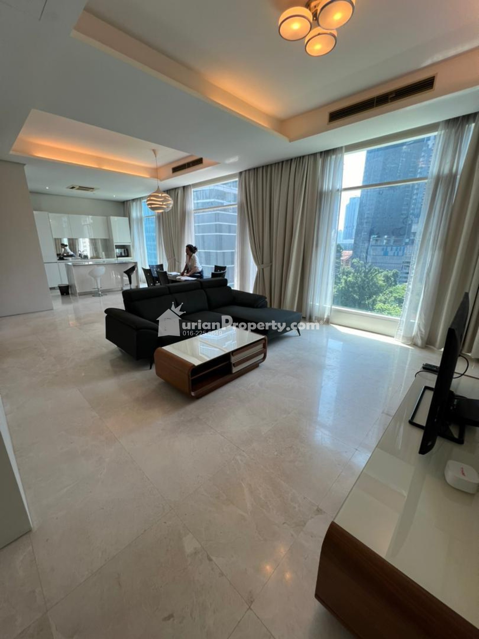 Condo For Rent at Quadro Residences
