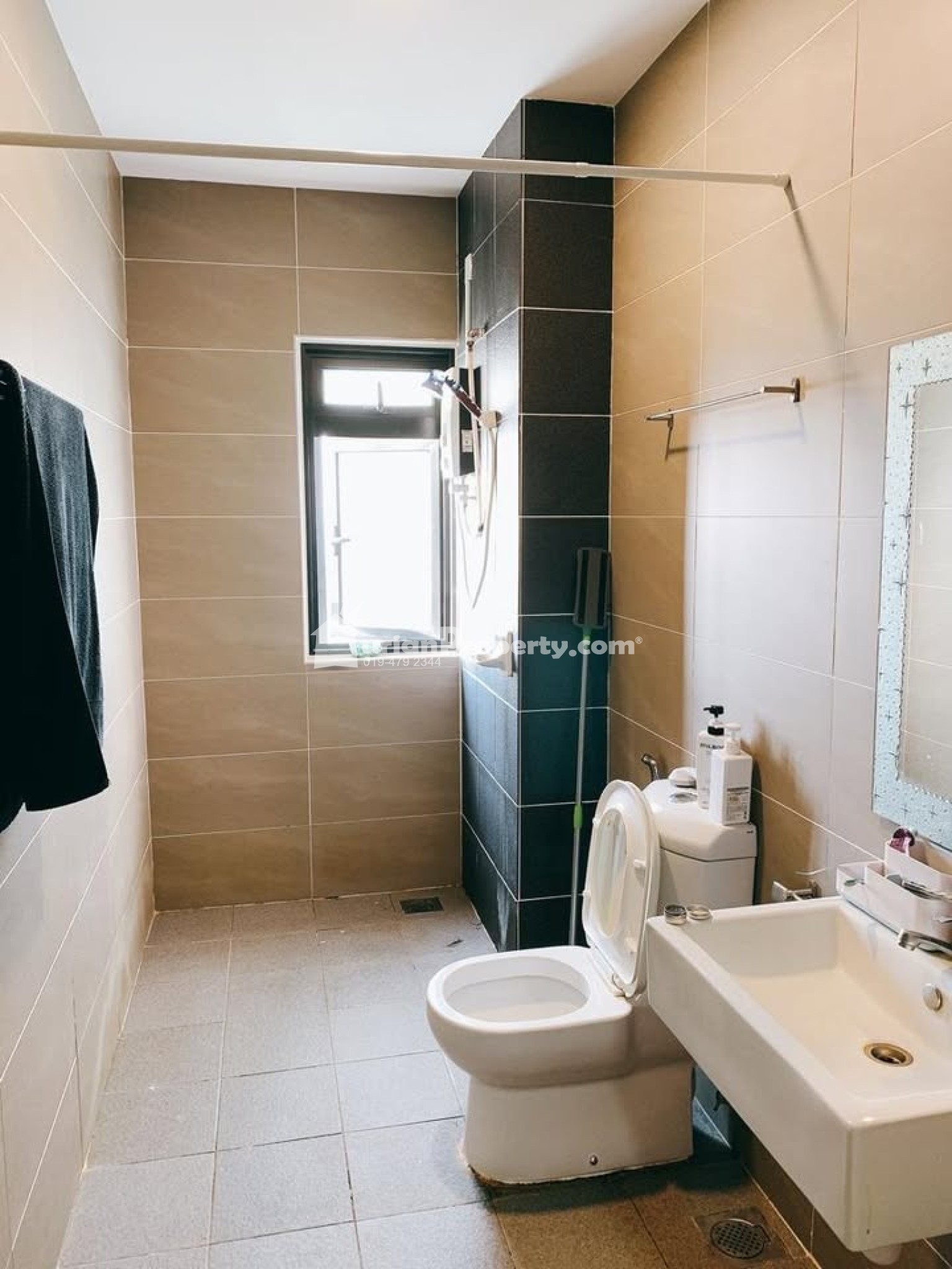 Condo For Rent at Le Pavilion