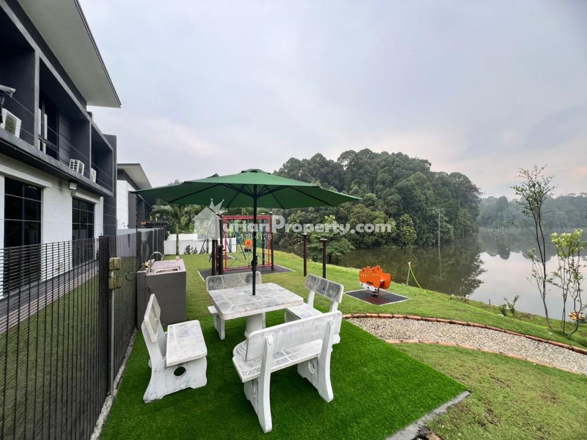 Bungalow House For Sale at Perdana Heights