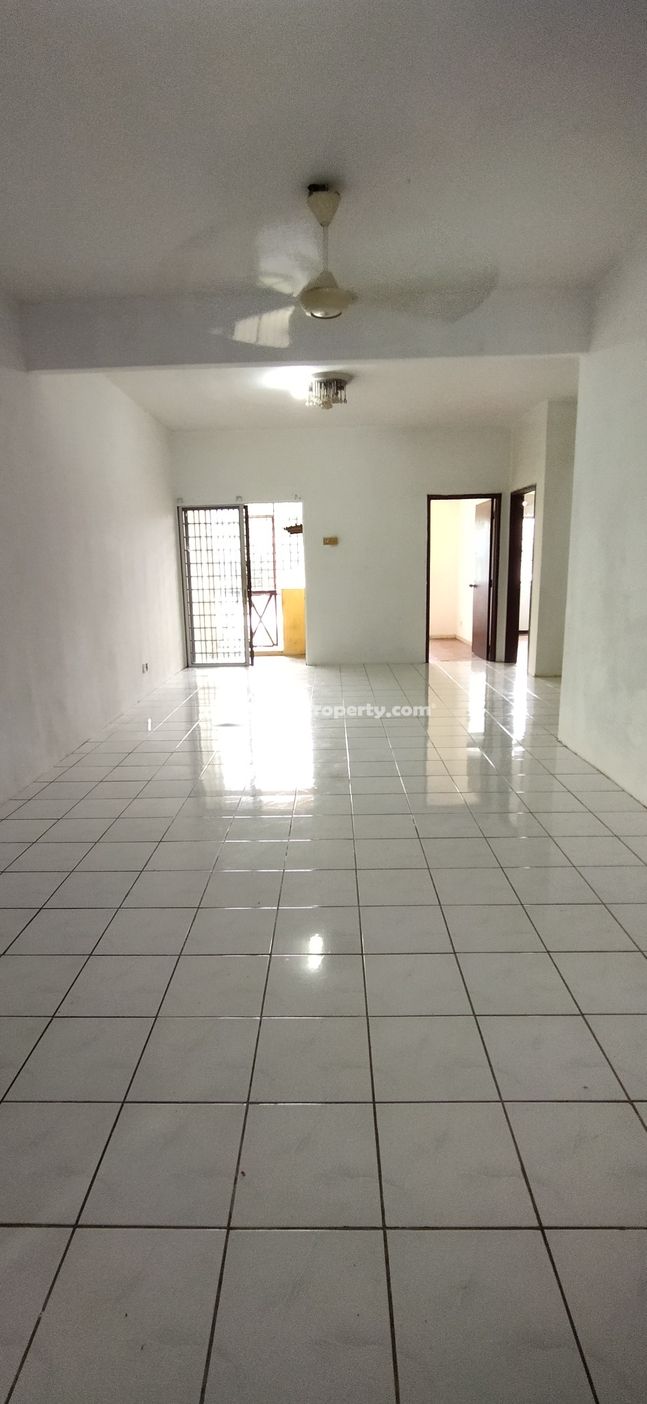 Apartment For Rent at Jasmin Apartment