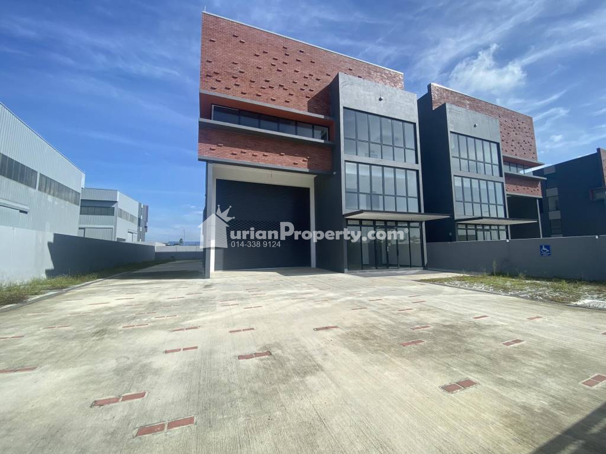 Detached Factory For Rent at Elmina Business Park