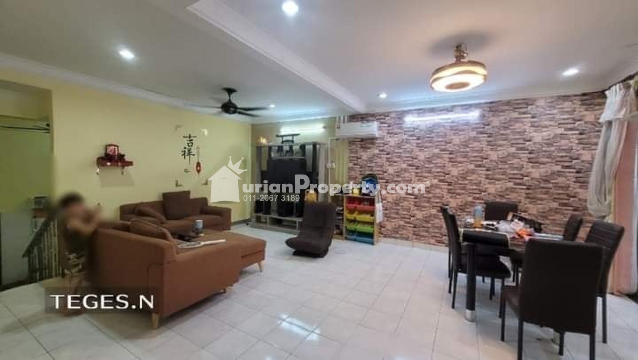 Terrace House For Sale at Kawasan 16