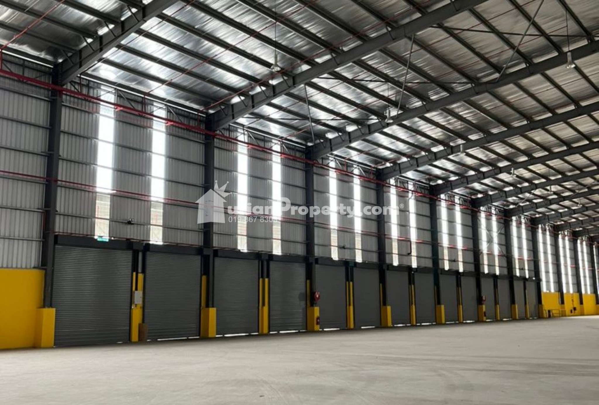 Semi-D Factory For Rent at Westport