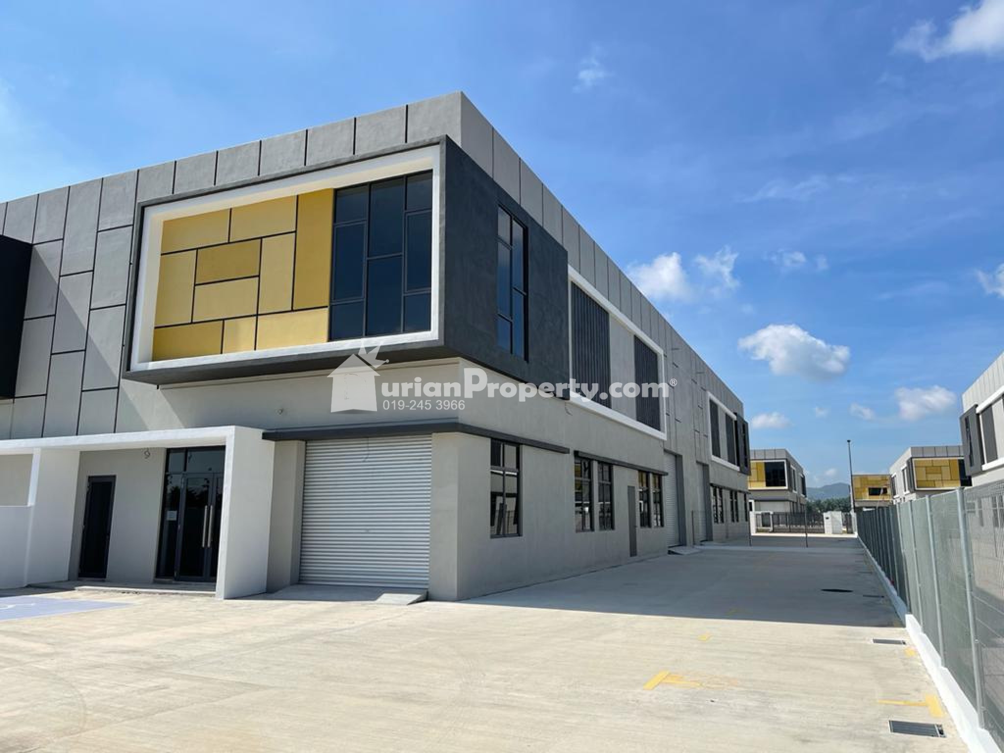 Semi-D Factory For Rent at Eco Business Park 5