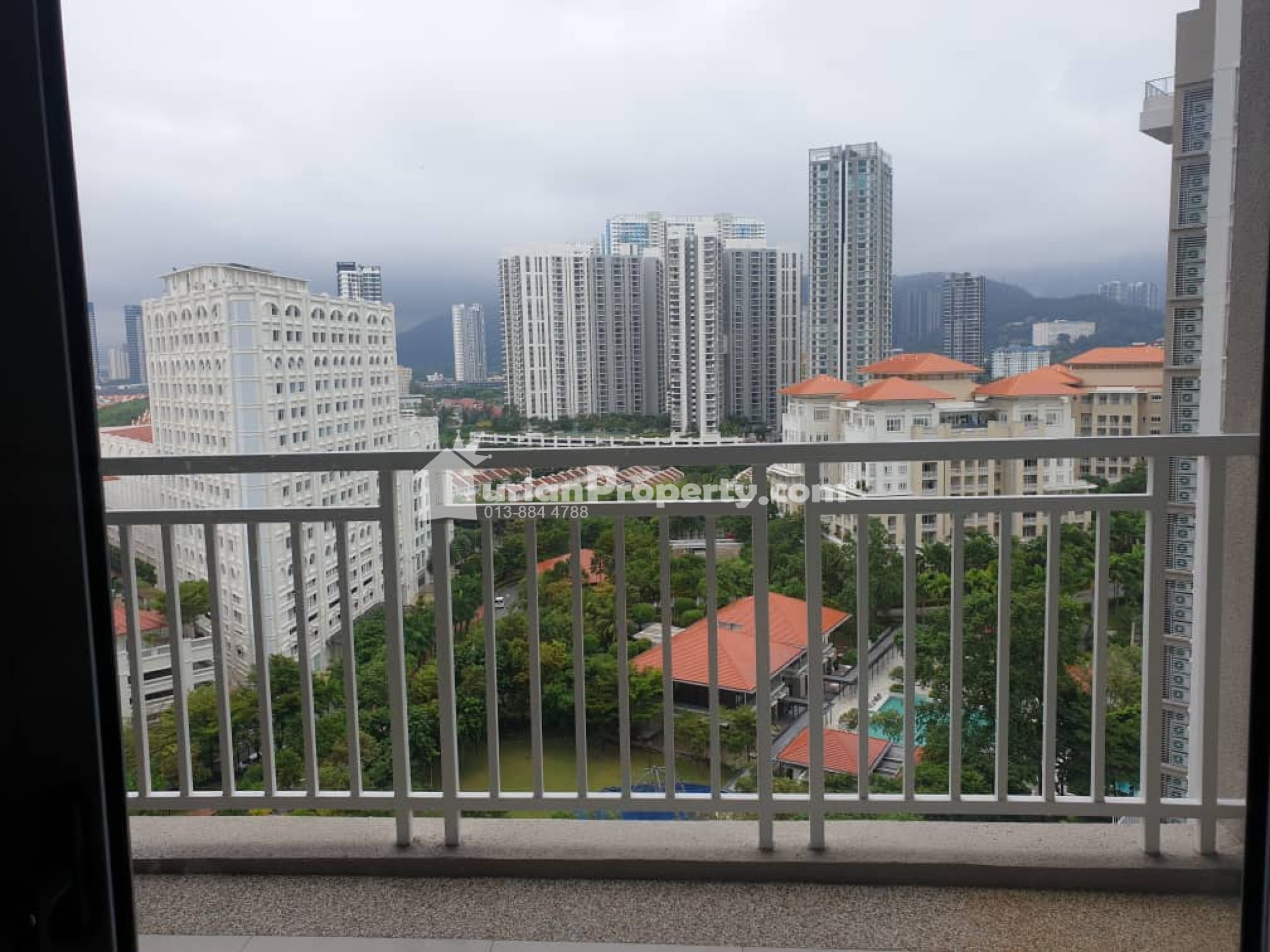 Condo For Rent at 18 East at Andaman
