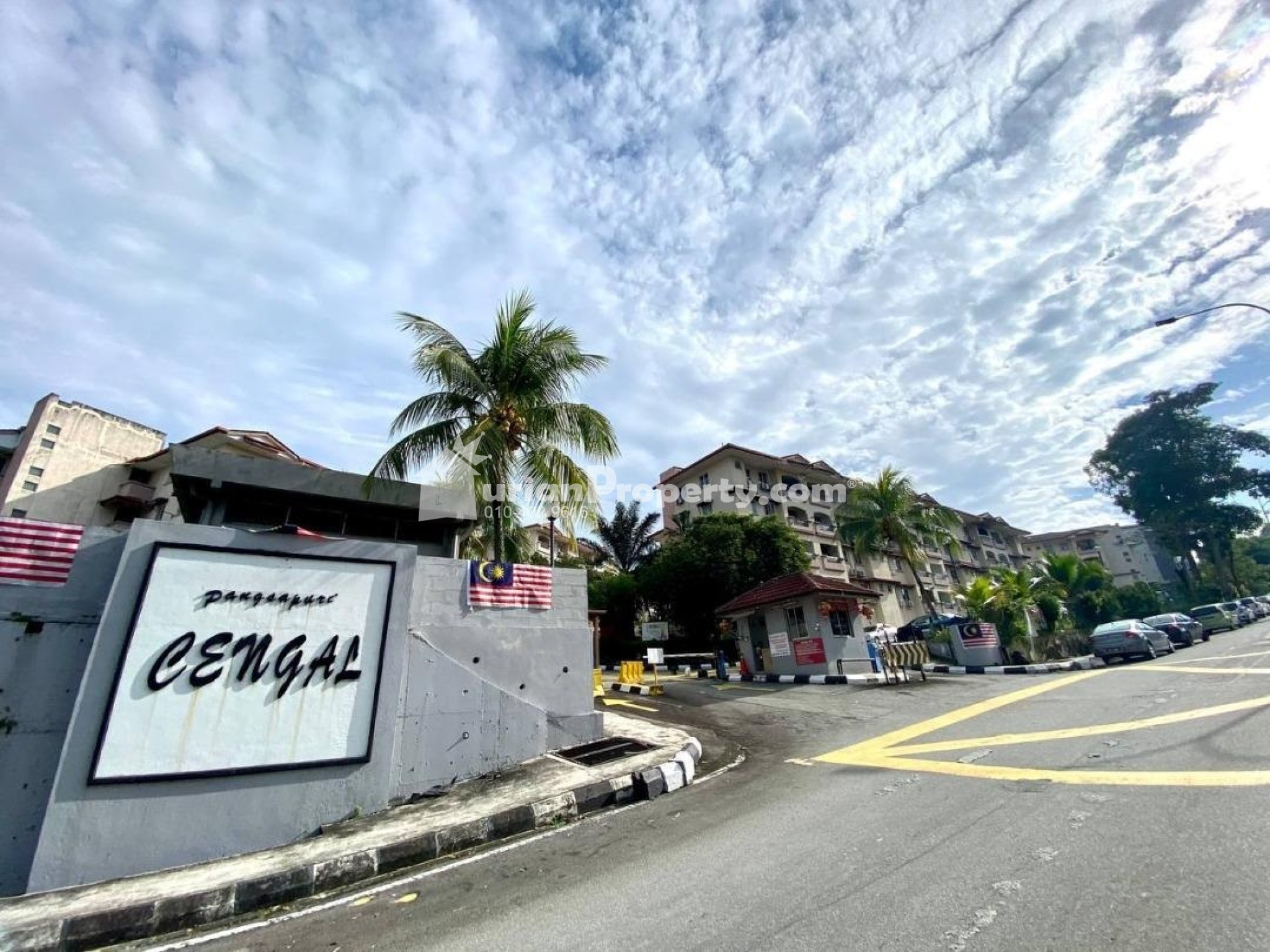 Apartment For Sale at Cengal Apartment