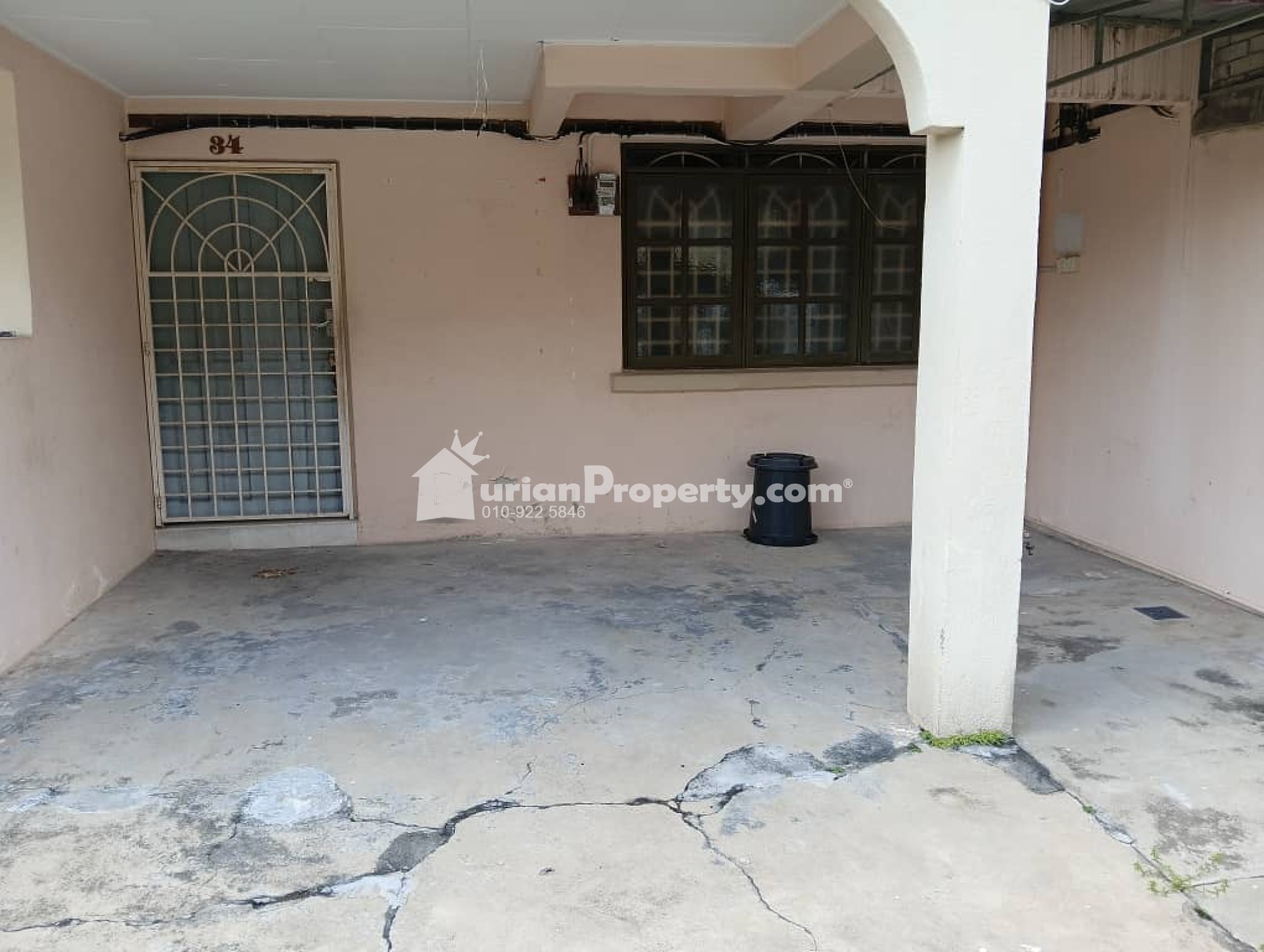 Terrace House For Rent at Taman Harmoni