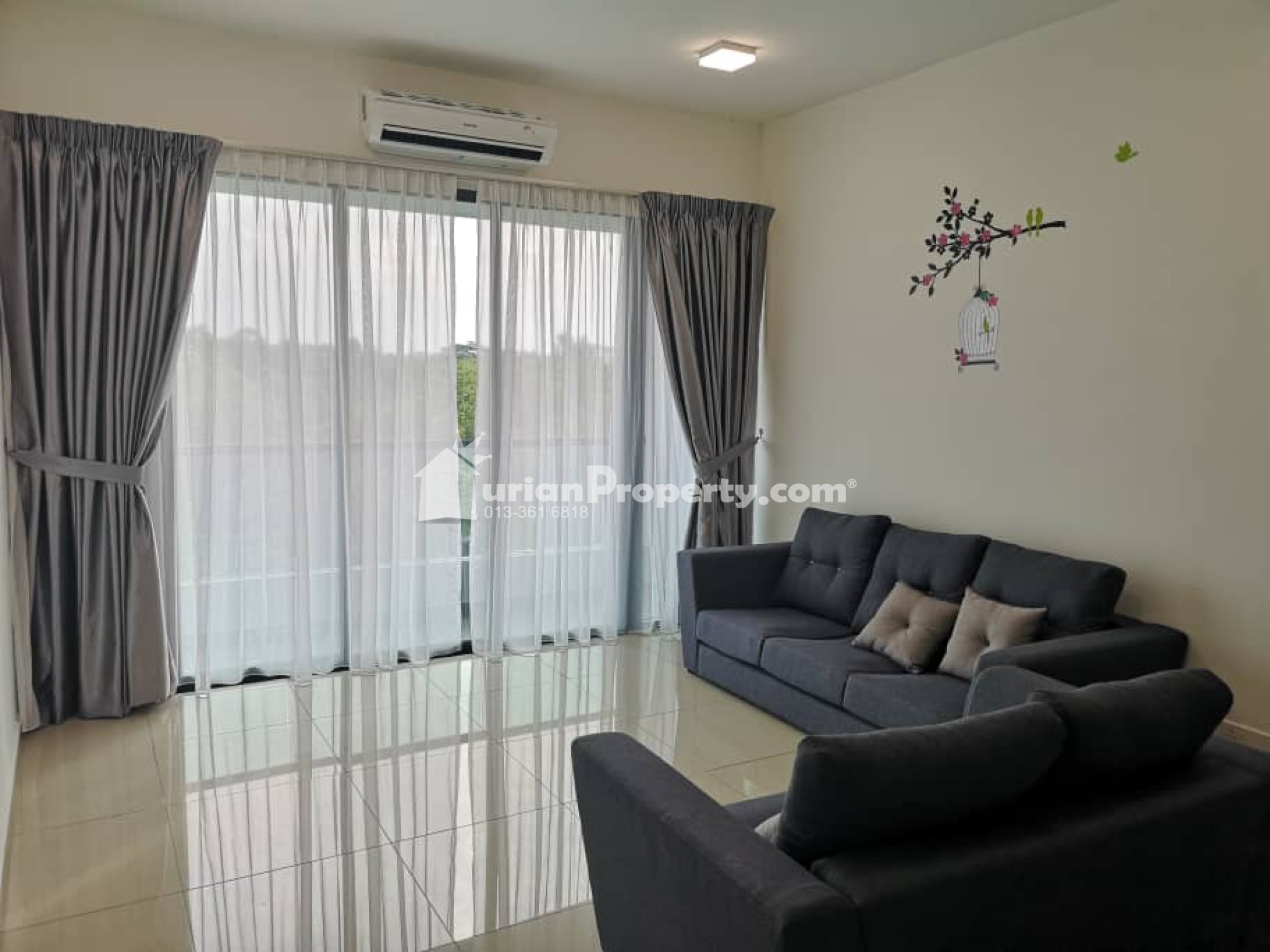 Condo For Sale at Paragon 3