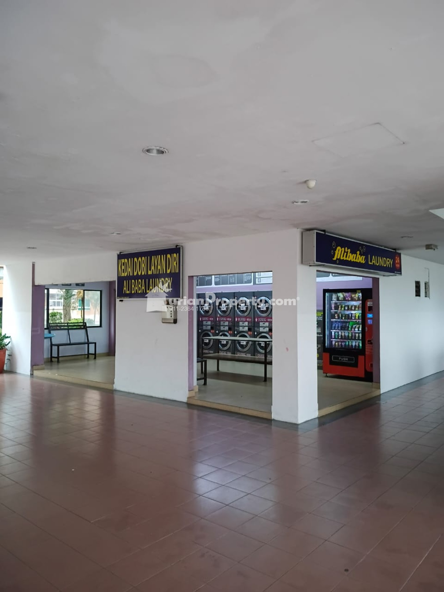 Shop For Sale at Vista Millennium