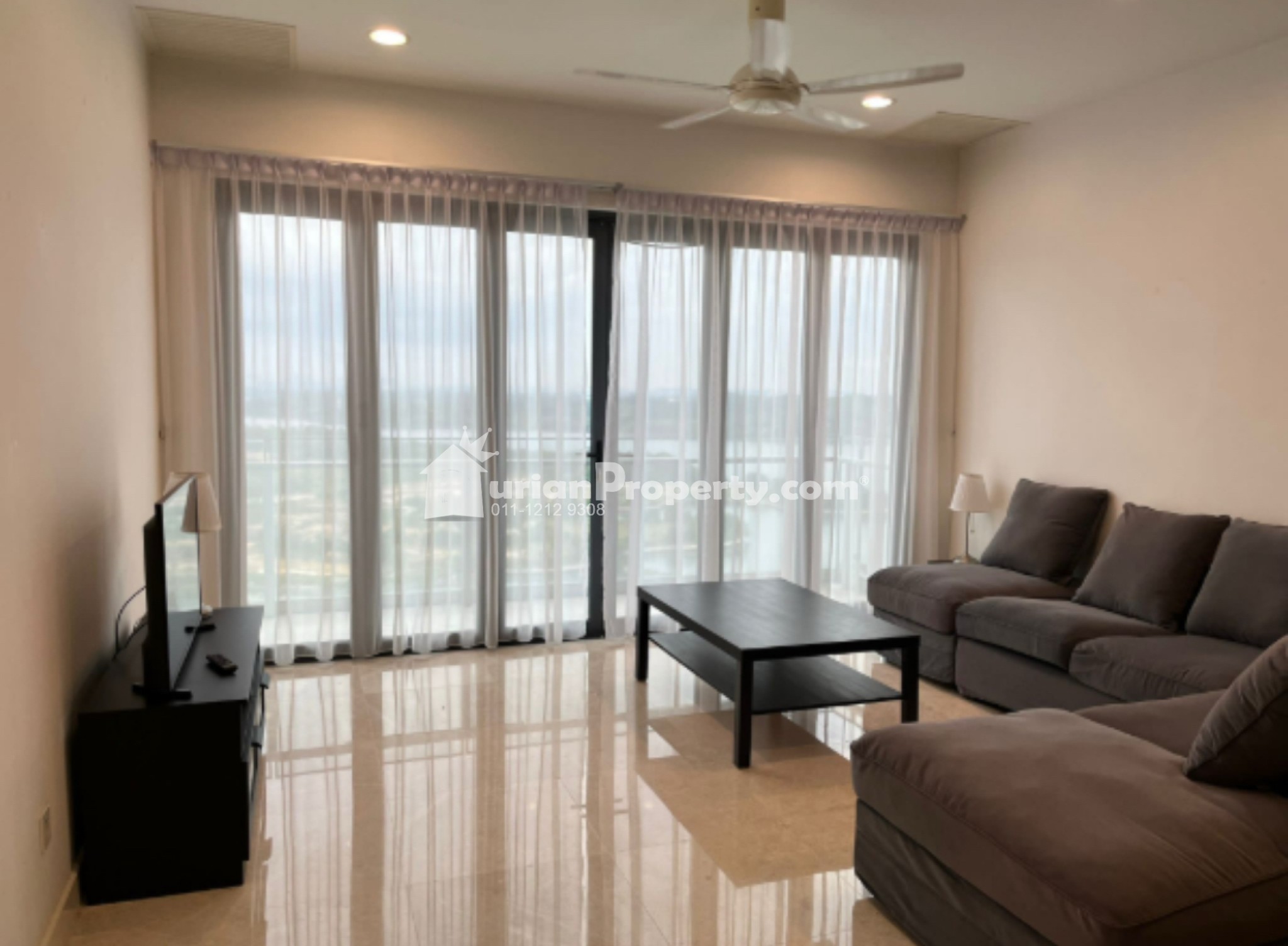 Condo Room for Rent at Boulevard Residence