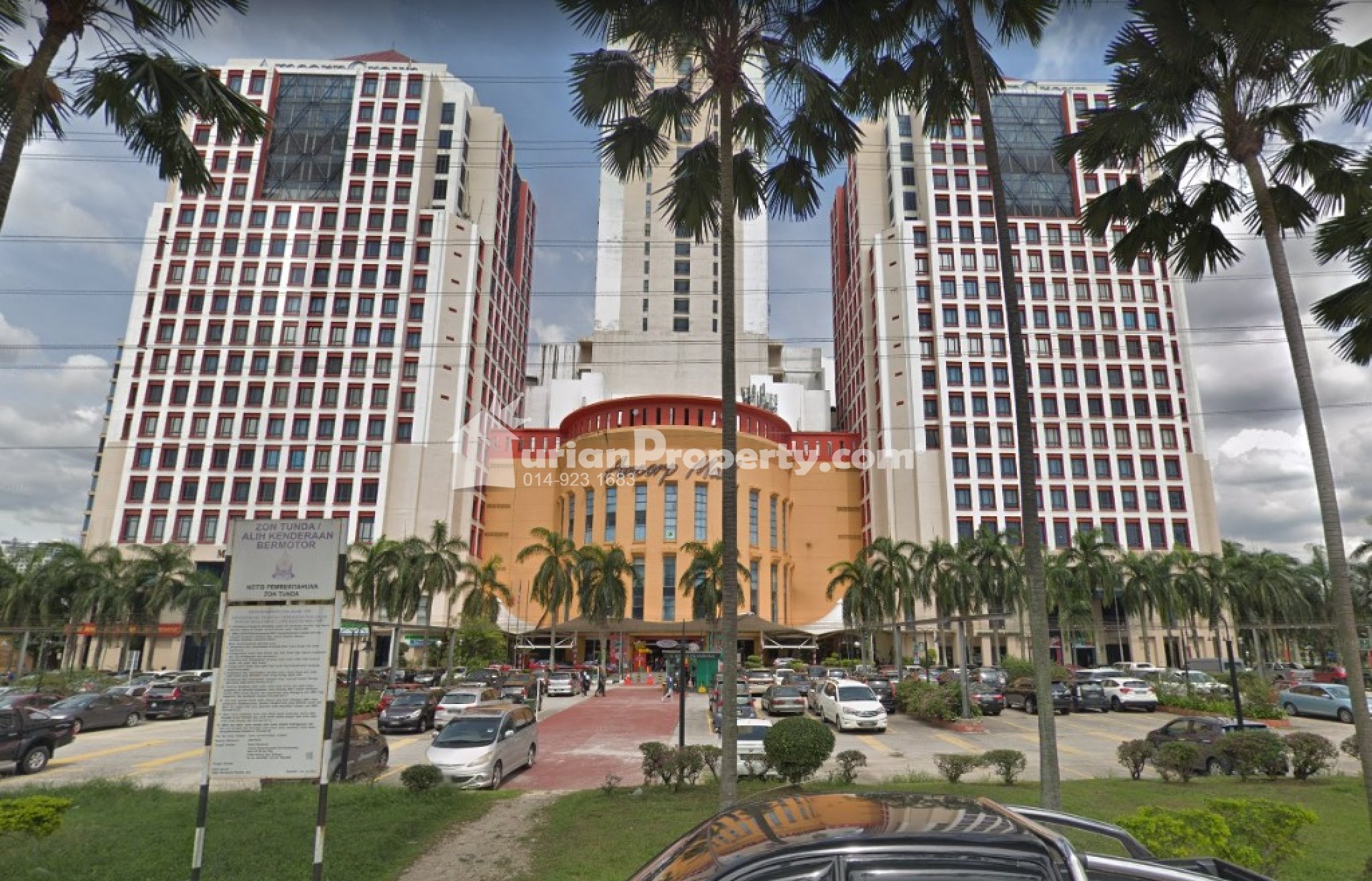 Office For Rent at Amcorp Tower