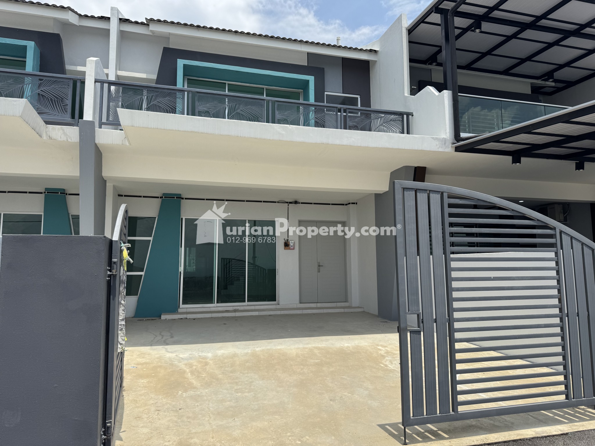 Terrace House For Sale at Taman Lahat Sentosa