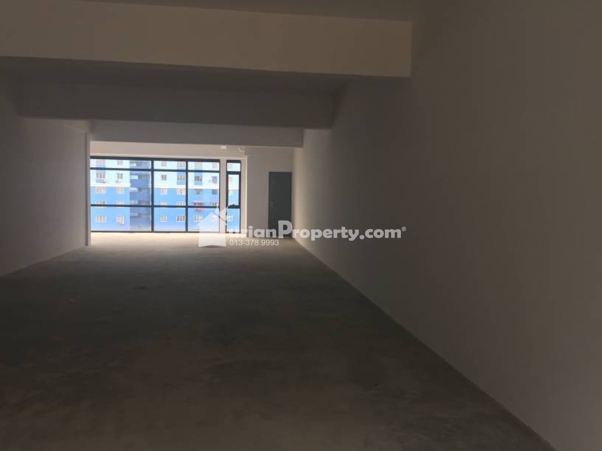 Shop Office For Rent at Aurora Place