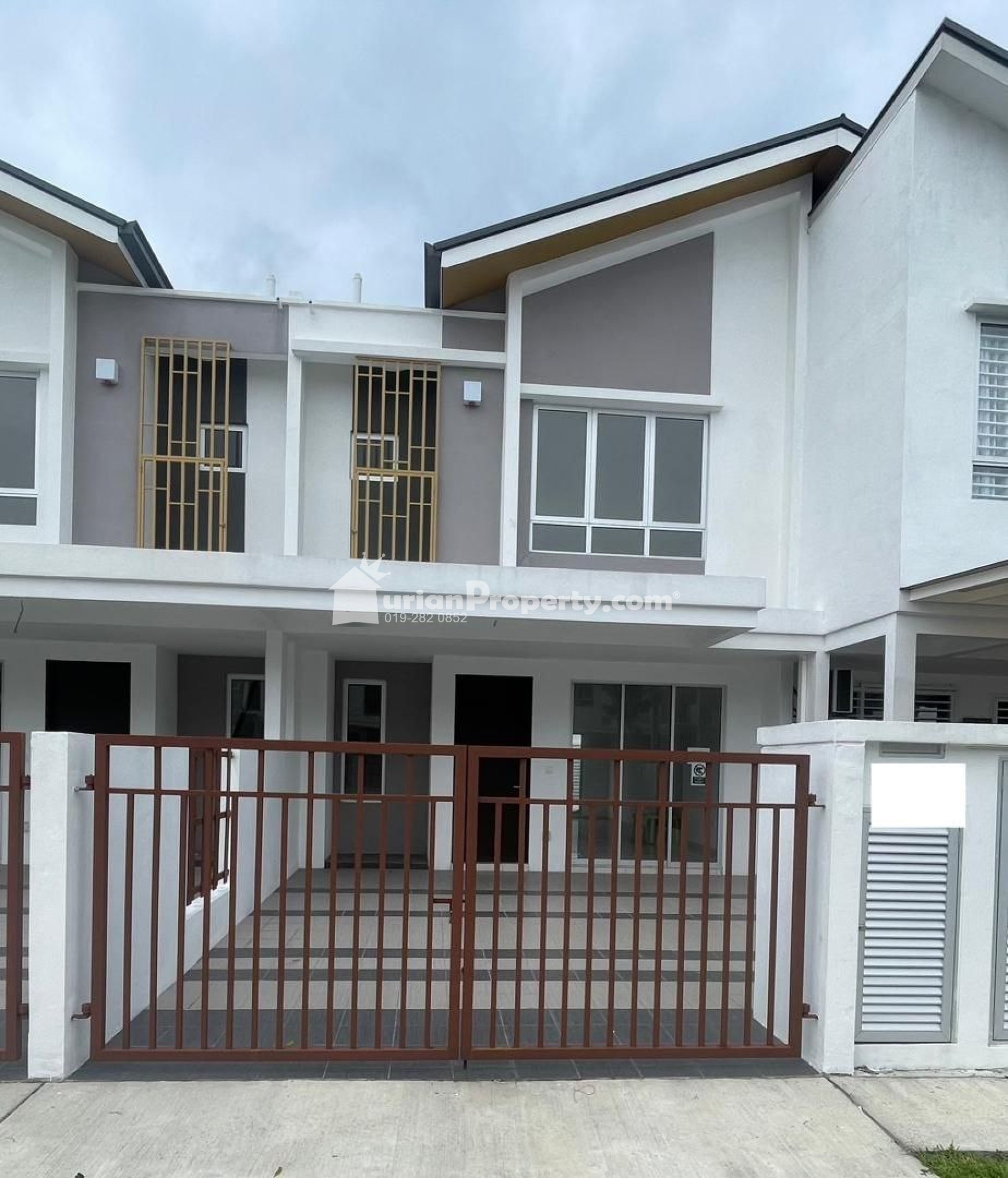 Terrace House For Sale at Acorus